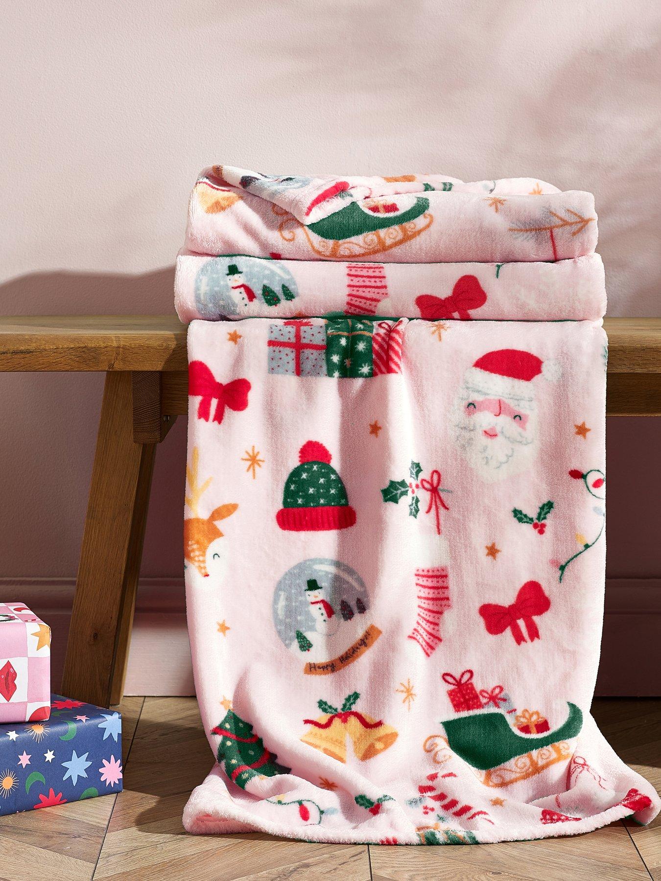 Image 1 of 3 of Catherine Lansfield Christmas Happy Holidays Soft Fleece Throw