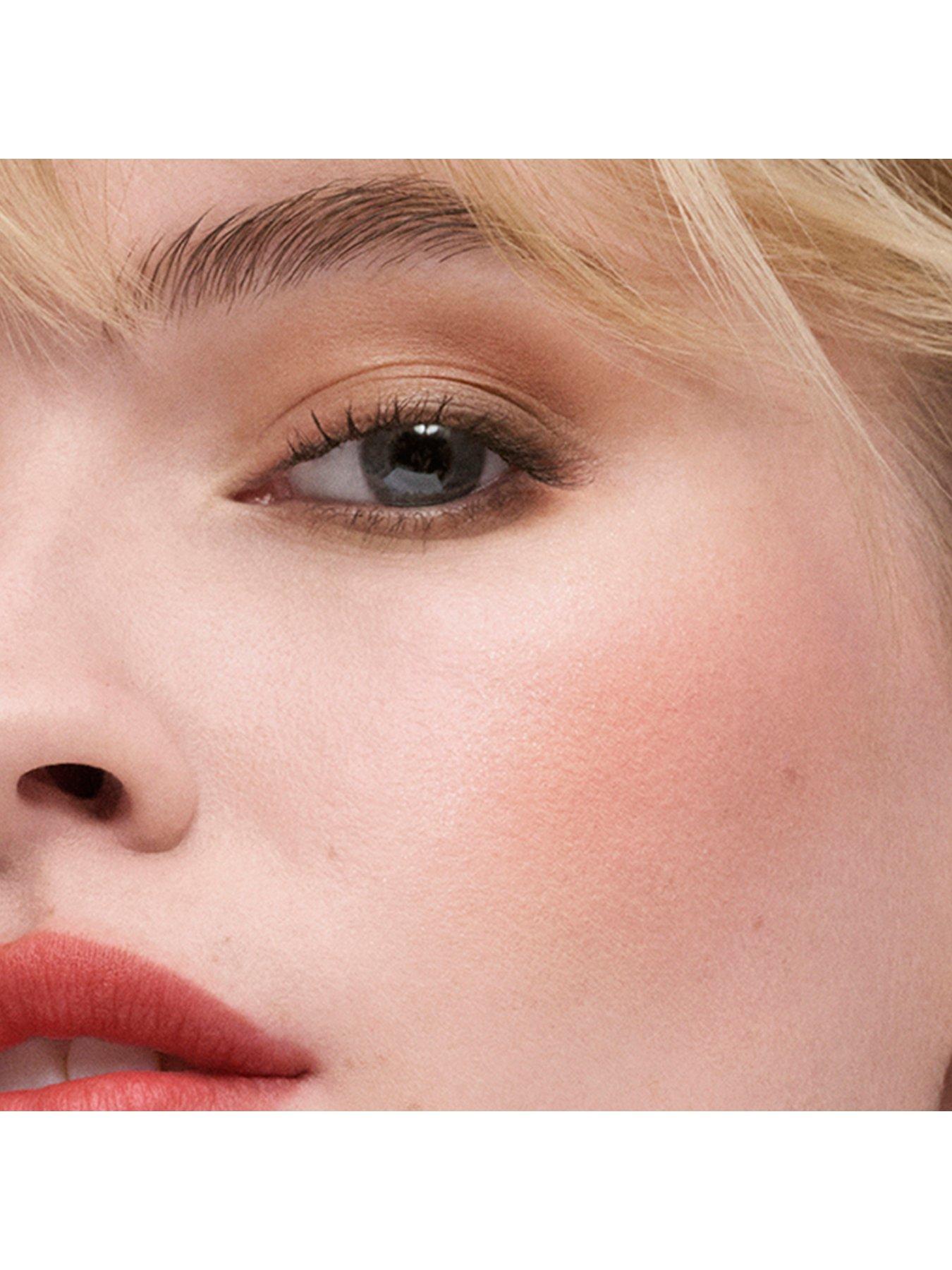 Image 3 of 4 of Estee Lauder The Sculpting Blush