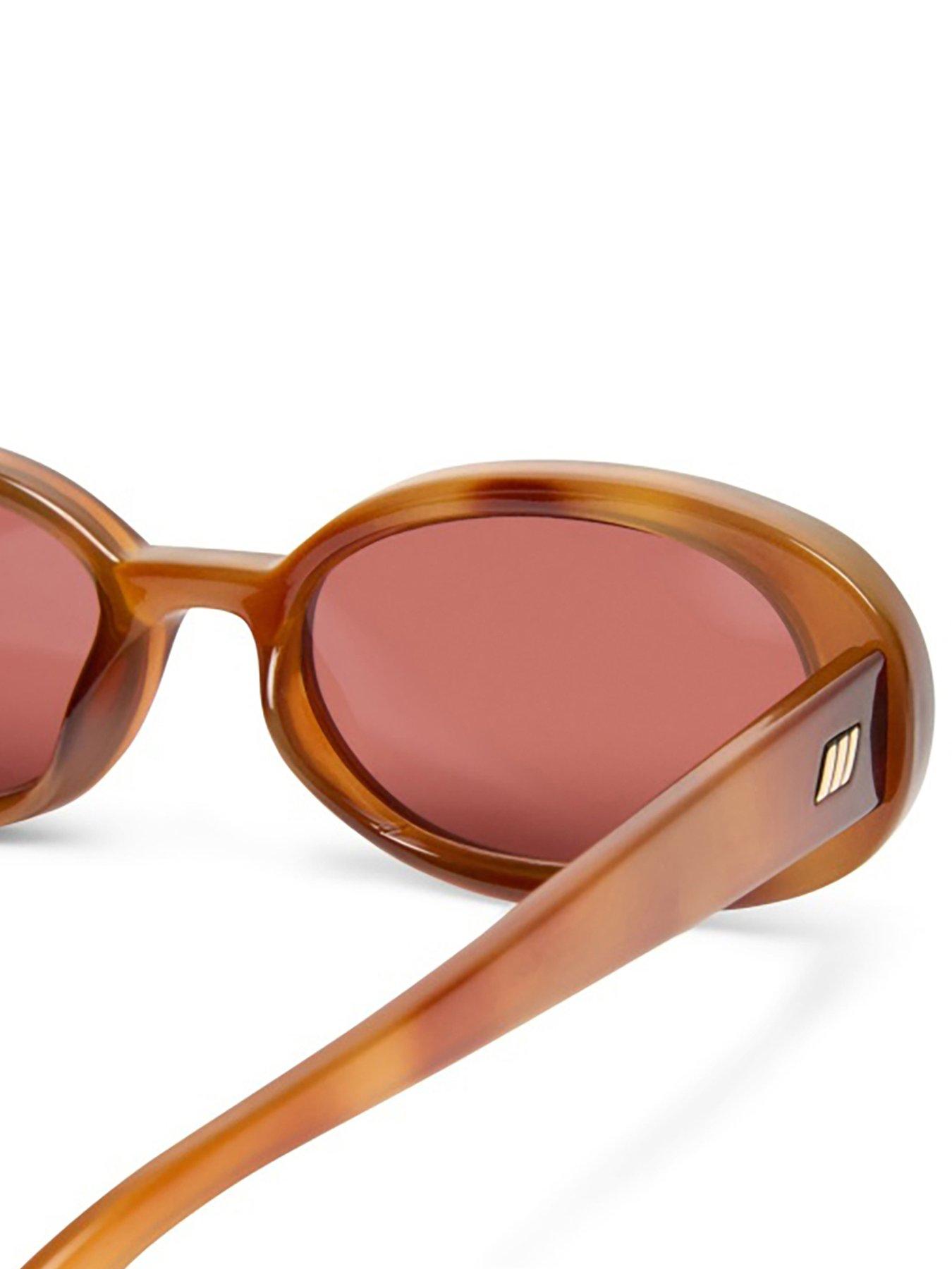 Image 4 of 4 of LE SPECS Outta Love