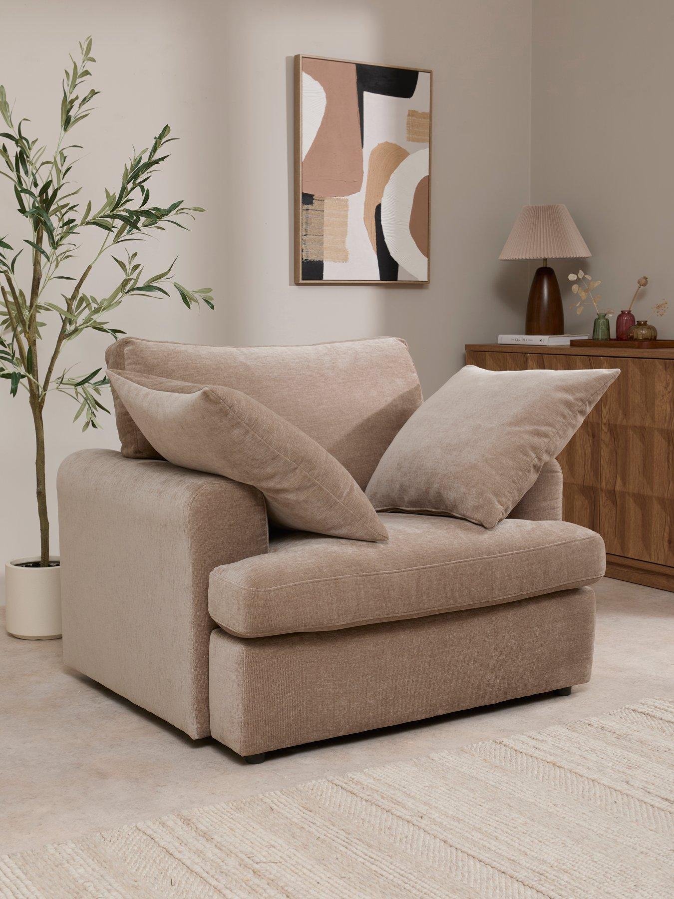 The Very Collection Anik Chair