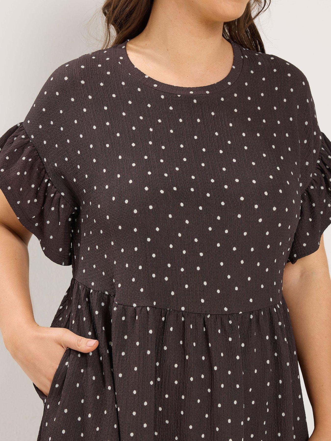 Image 4 of 4 of Yours Curve Frill Sleeve Dress Spot - Brown