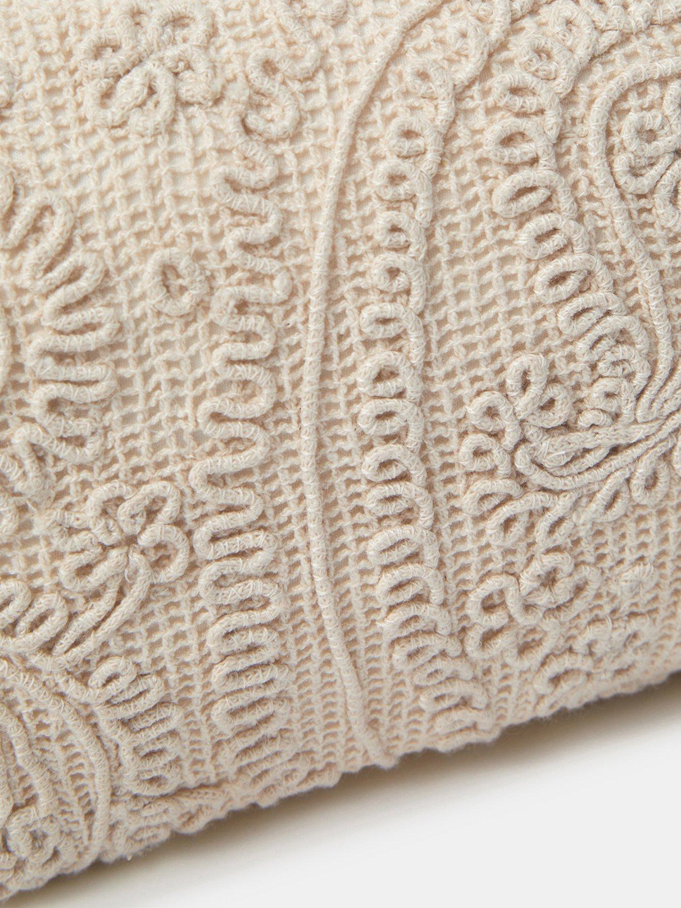 Image 3 of 4 of Accessorize Crochet Beach Crossbody Bag - Cream