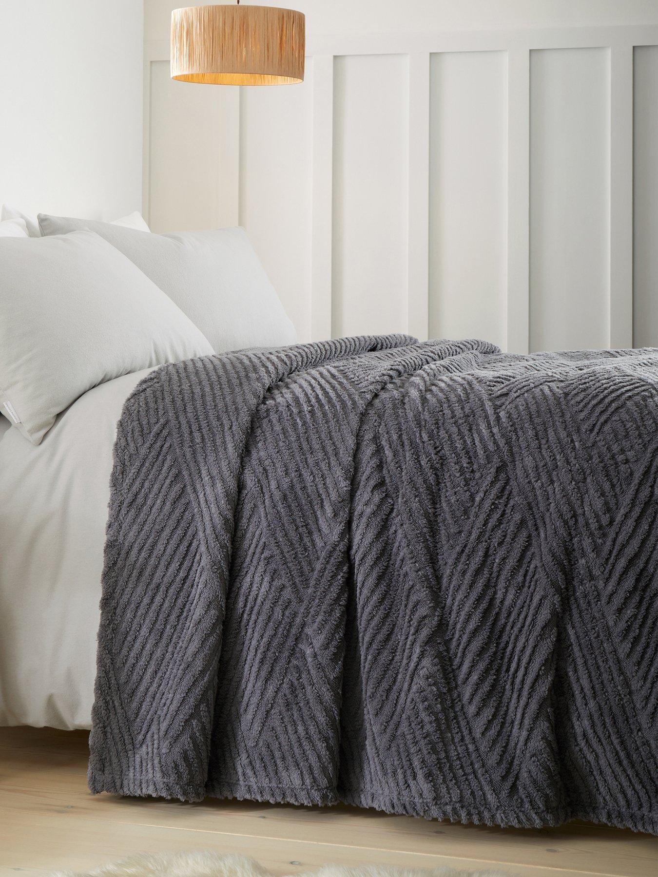 Catherine Lansfield Super Thermal Warm and Cosy Large Throw 200x220cm