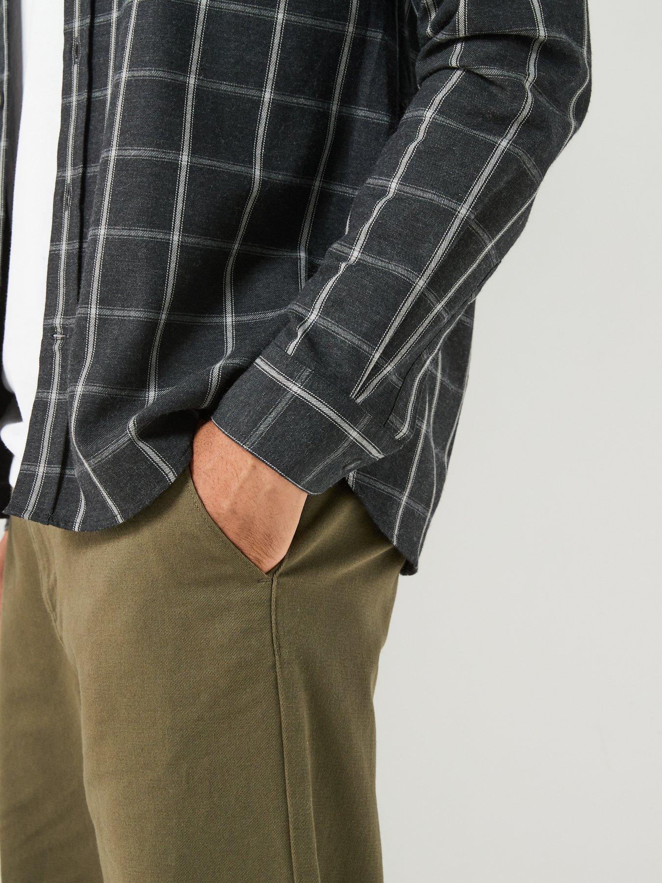 Image 6 of 6 of Lyle & Scott Lyle &amp; Scott Broad Windowpane Check Shirt - Black