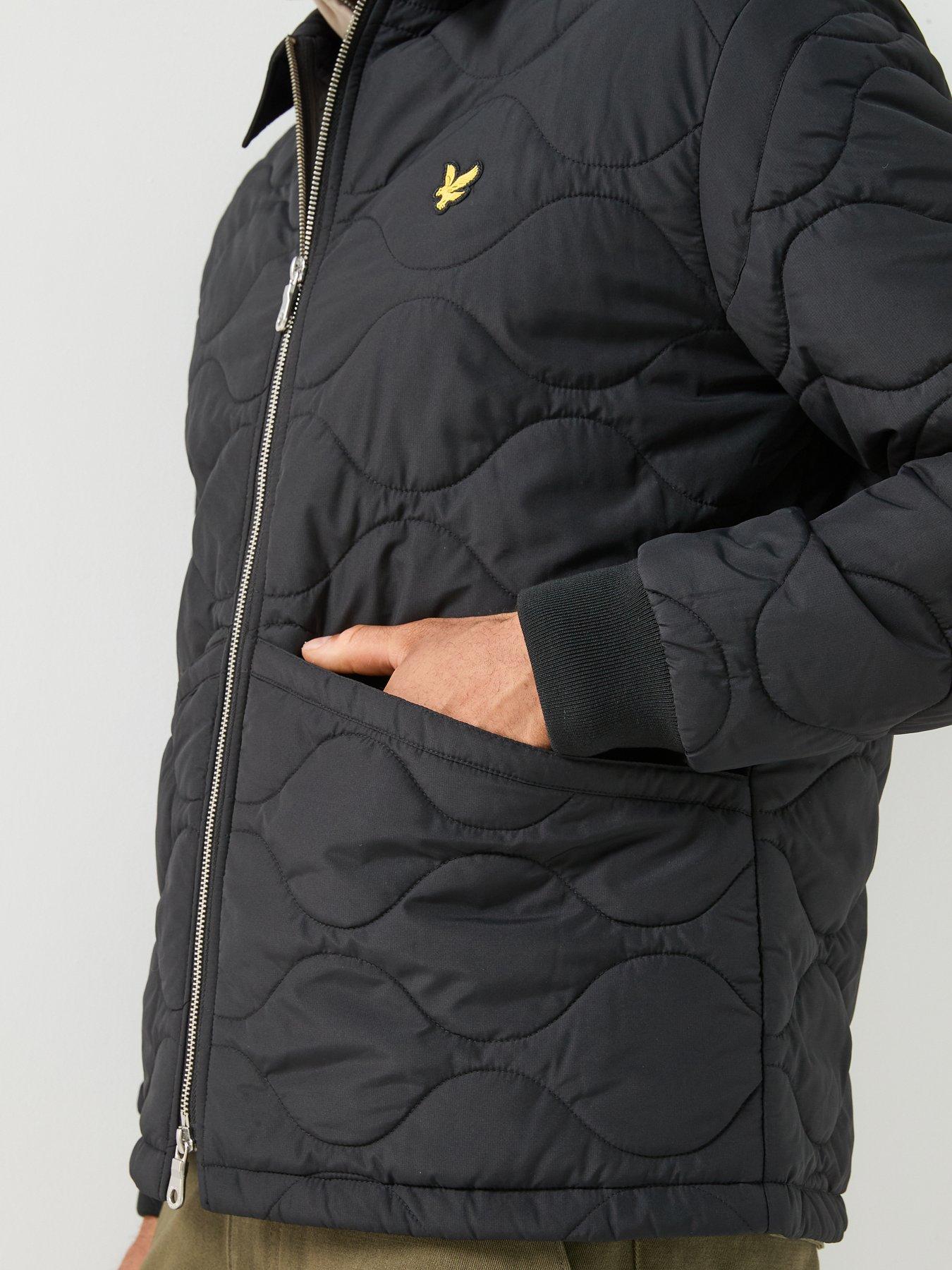 Image 6 of 6 of Lyle & Scott Quilted Ripstop Jacket - Black