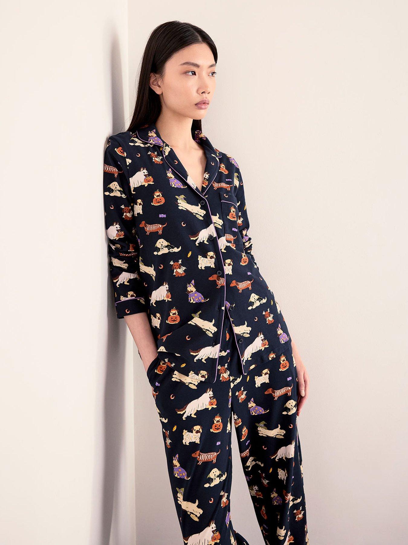 Image 4 of 6 of CHELSEA PEERS Cotton Halloween Dogs Print Long Pyjama Set - Navy