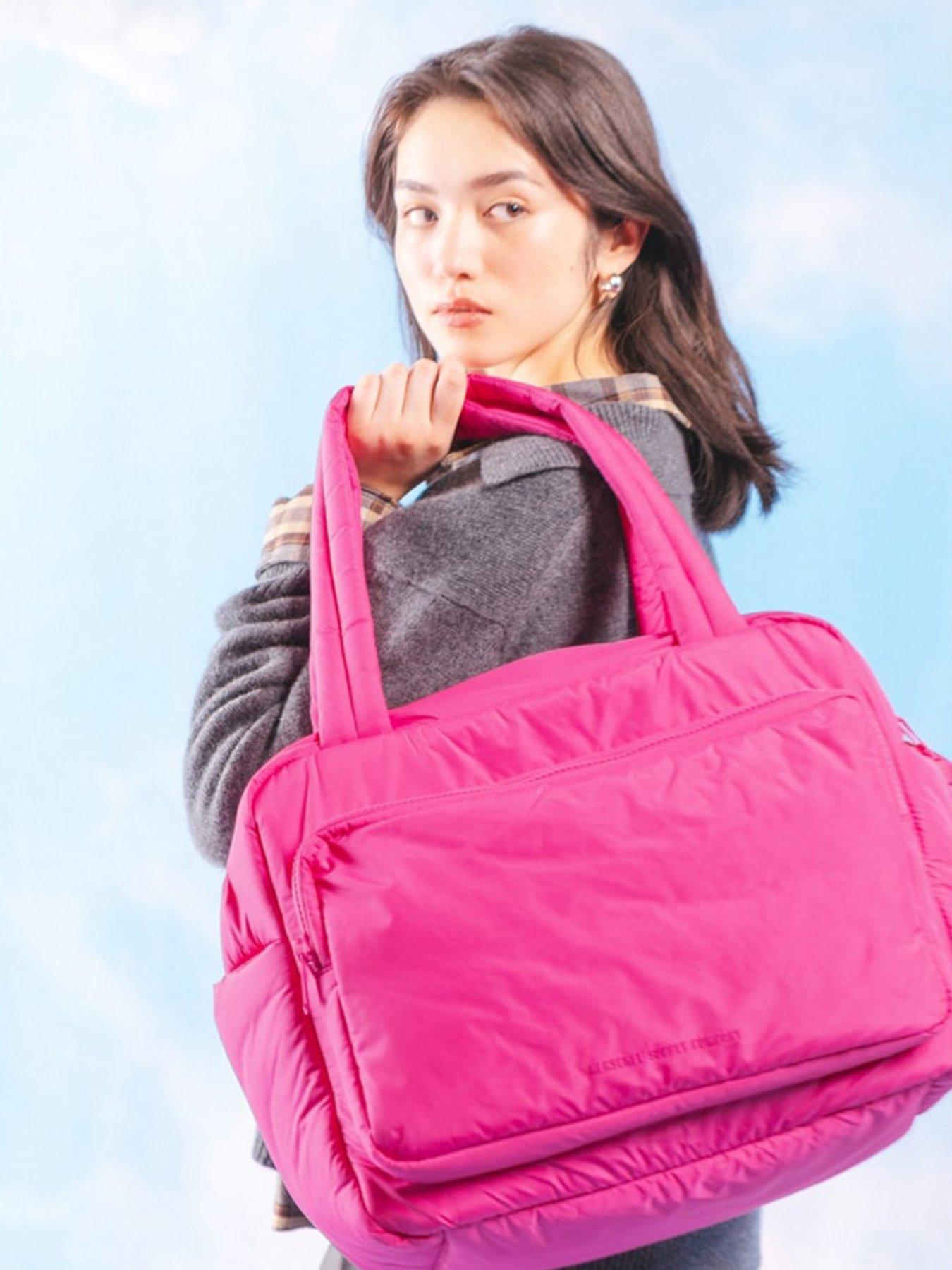 Image 5 of 6 of Herschel Cloudform Duffle Bag - Pink