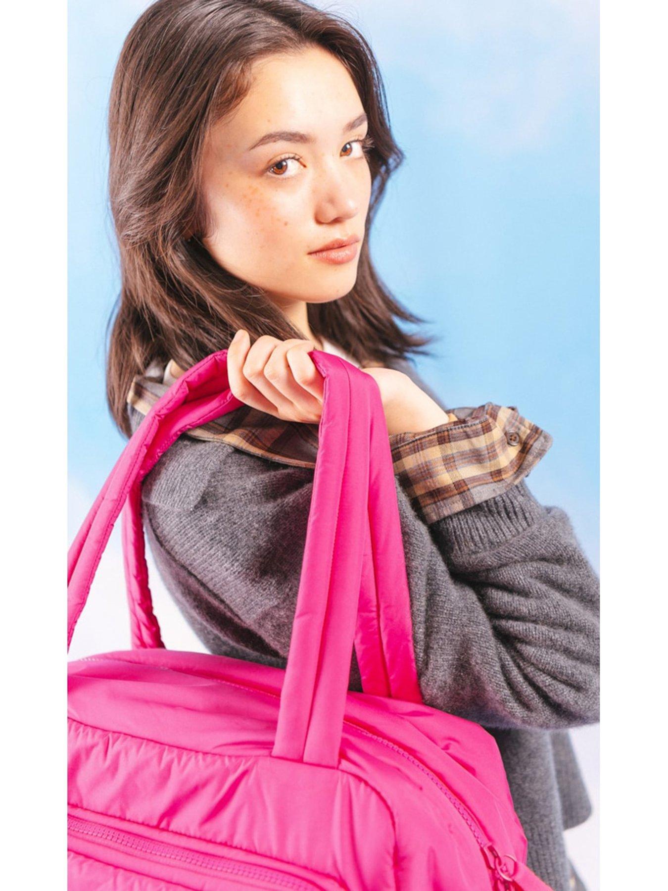 Image 6 of 6 of Herschel Cloudform Duffle Bag - Pink