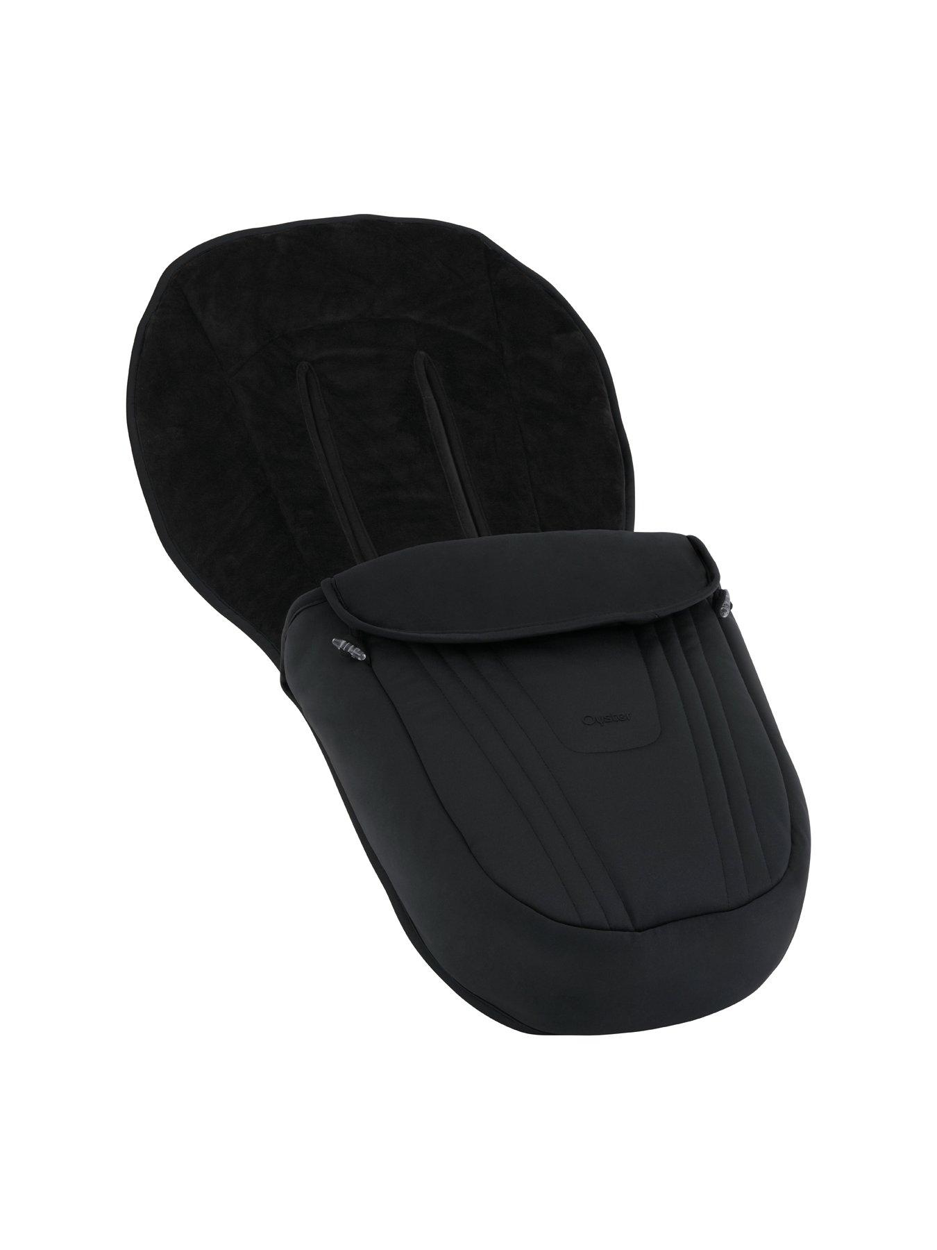 Image 6 of 7 of Oyster Vee Pushchair 360 Spin Bundle - Liquorice