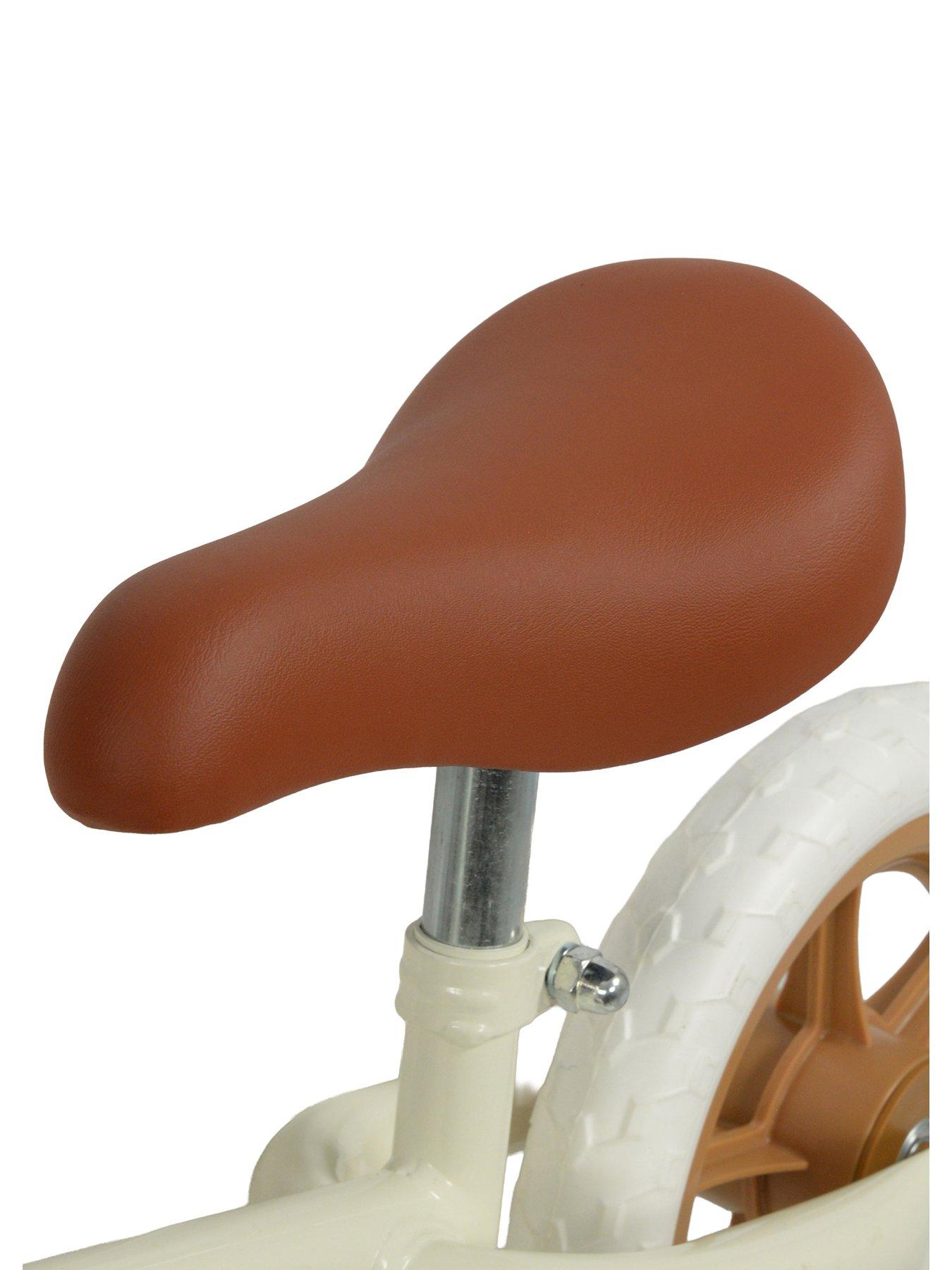 Image 5 of 7 of MoVe 10" Balance Bike With Basket And Tassels