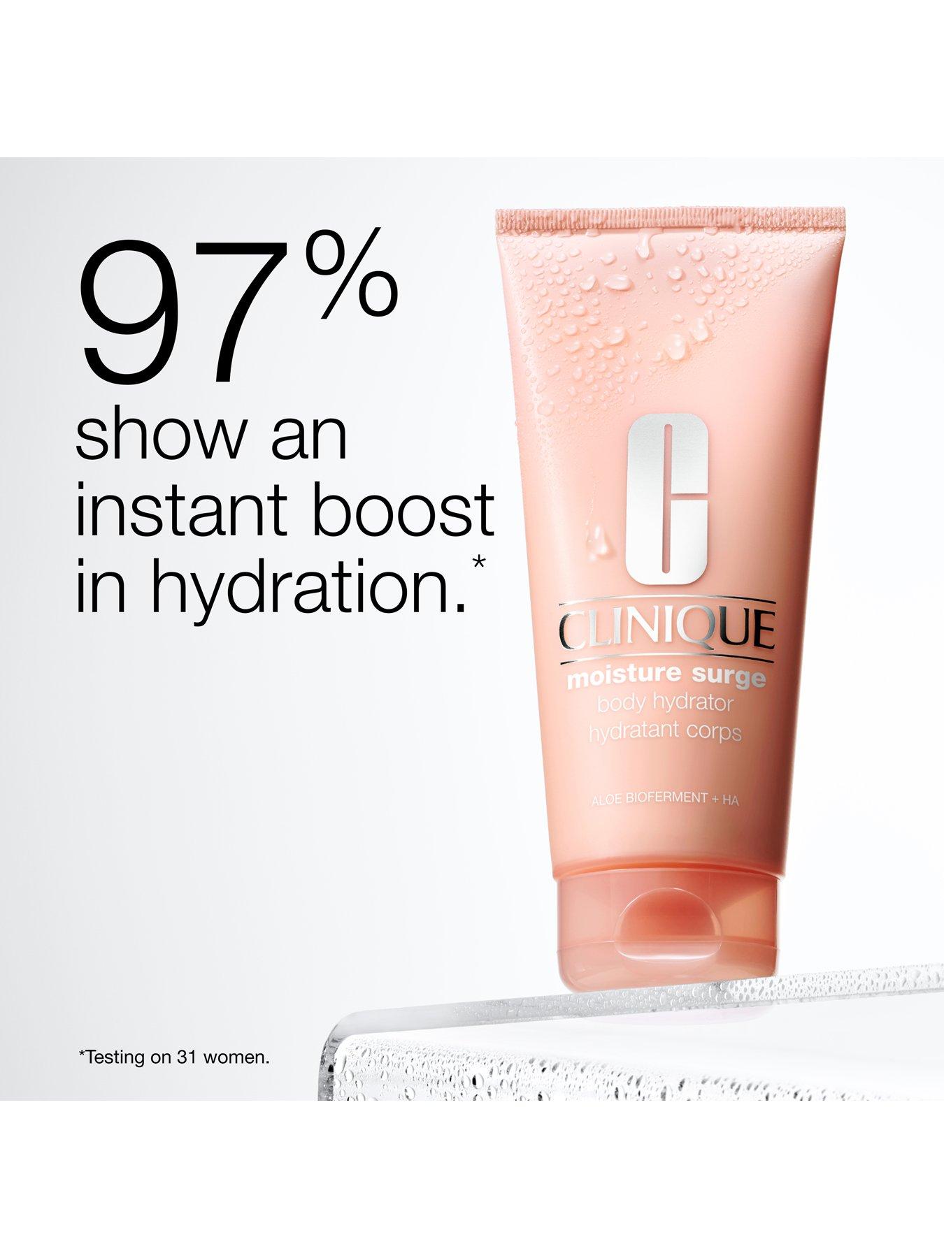 Image 5 of 5 of Clinique Glowing From Head to Toe Gift Set (Worth &pound;71)
