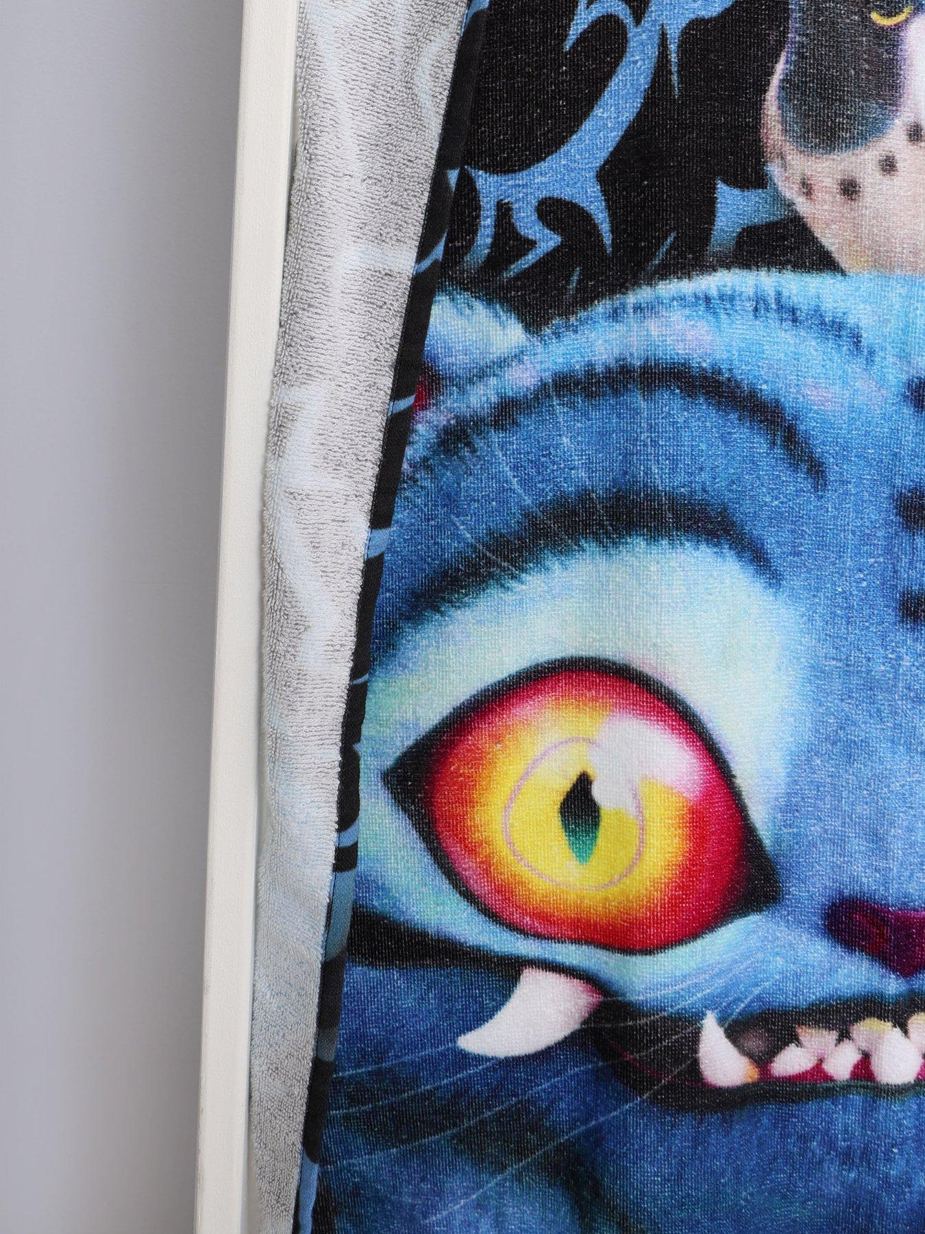 Image 4 of 6 of K-Pop Demon Hunters K-Pop Demon Hunters Derpy Panel Towel