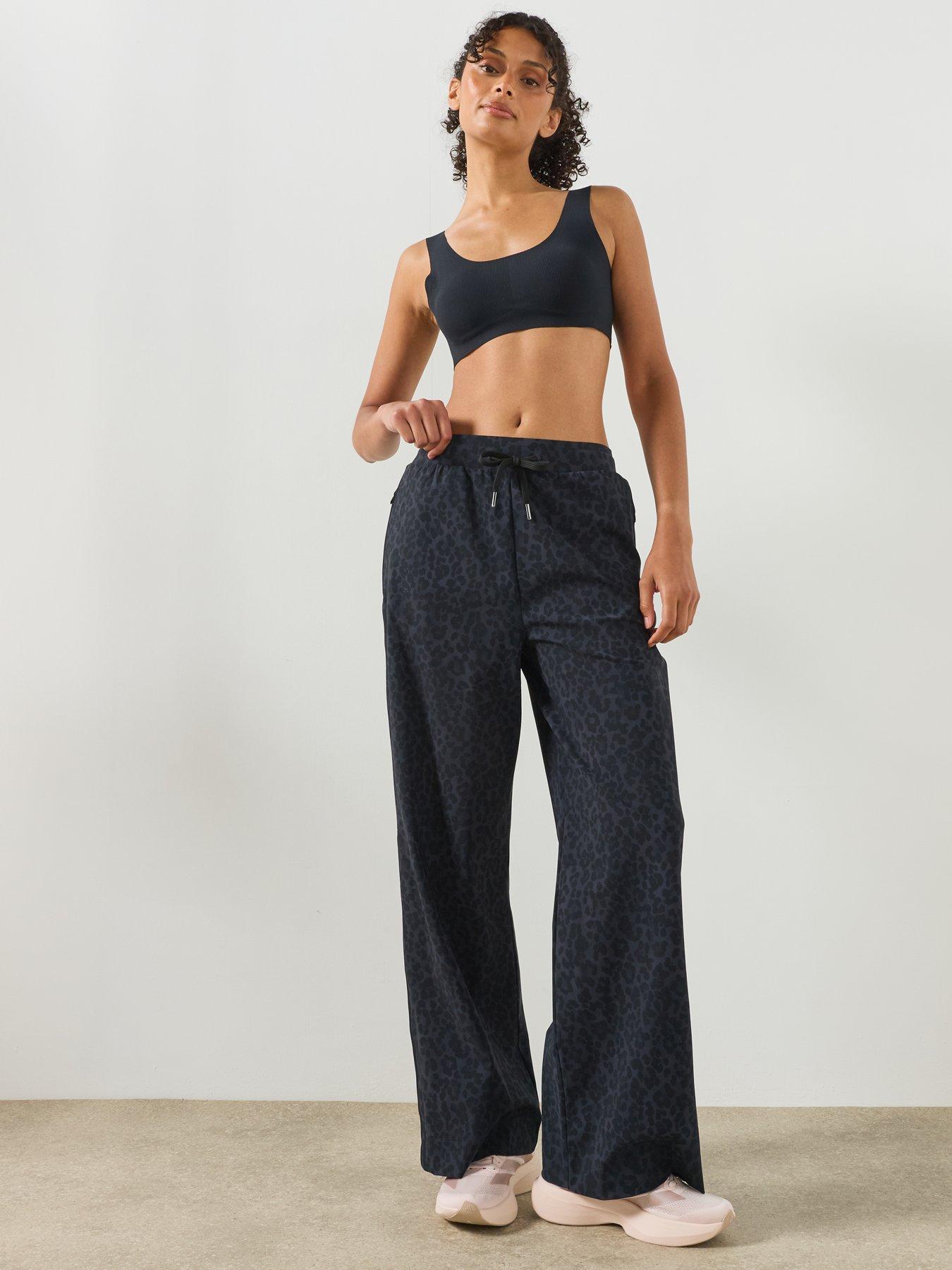 Image 5 of 6 of Sweaty Betty Womens Training Explorer Wide Leg 30 Inch Trouser - Black