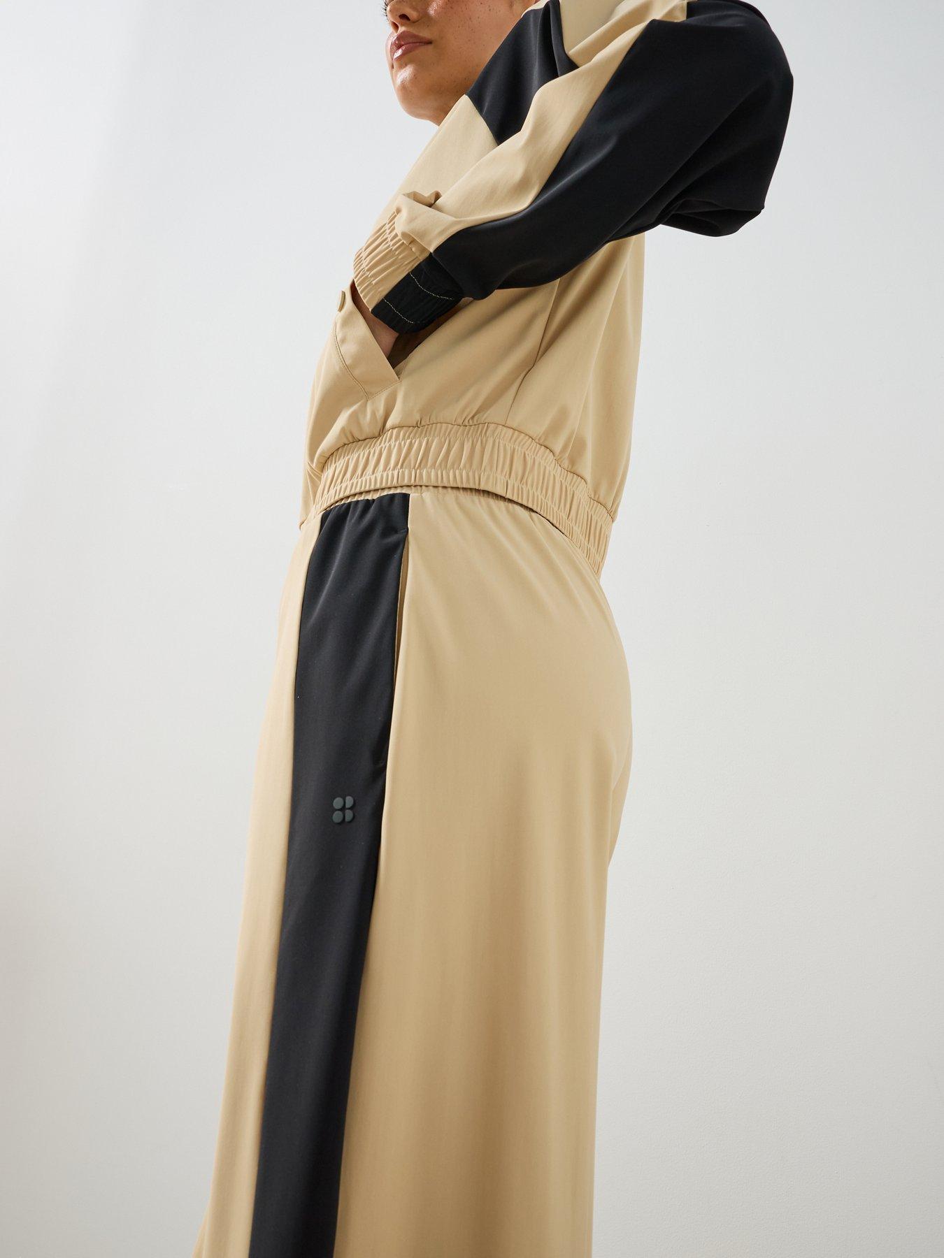 Image 4 of 6 of Sweaty Betty Womens Training Explorer Colour Block Regular Trouser - Beige