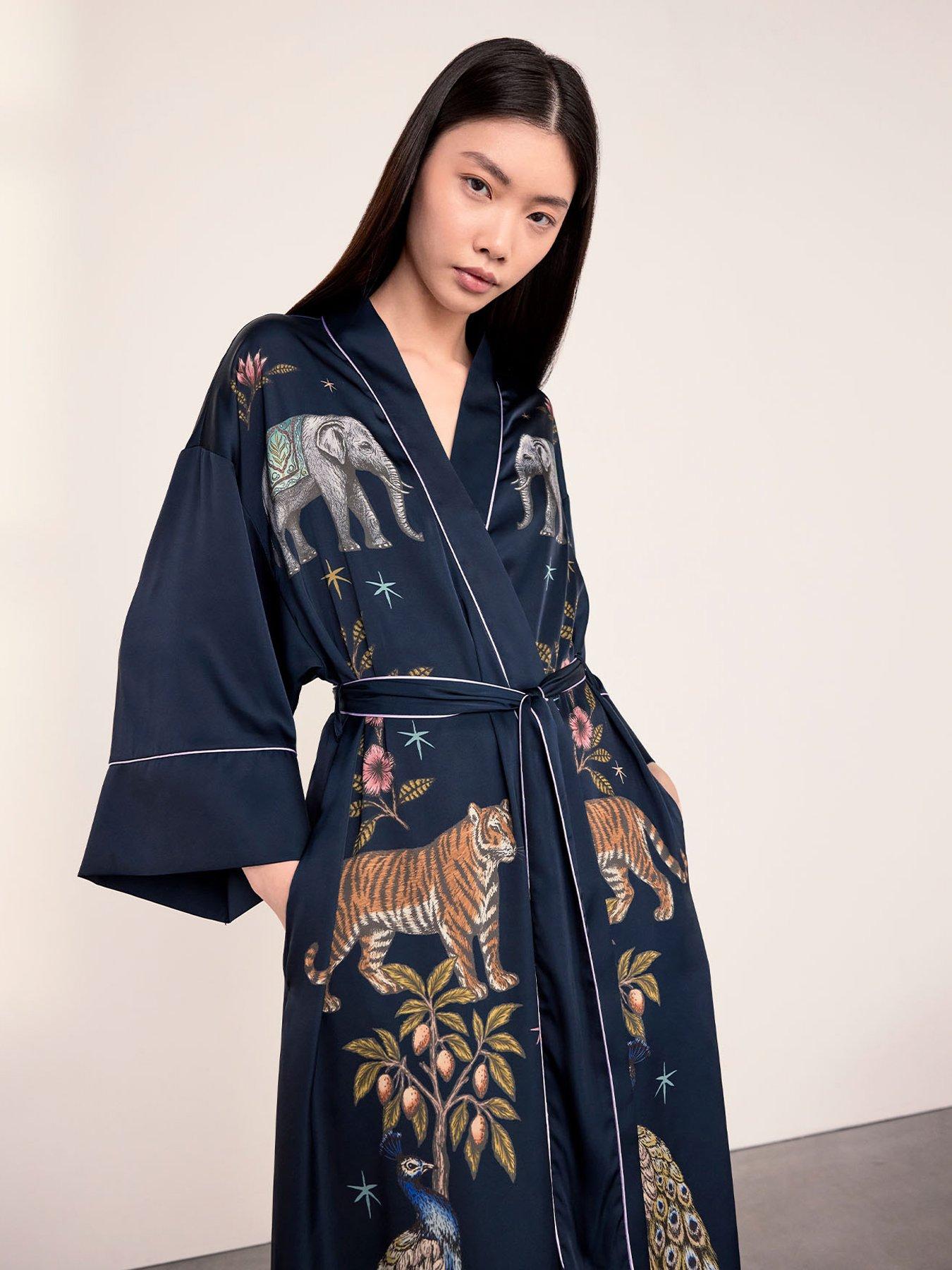 Image 4 of 6 of CHELSEA PEERS Satin Moonlight Safari Print Kimono Dressing Gown - Navy