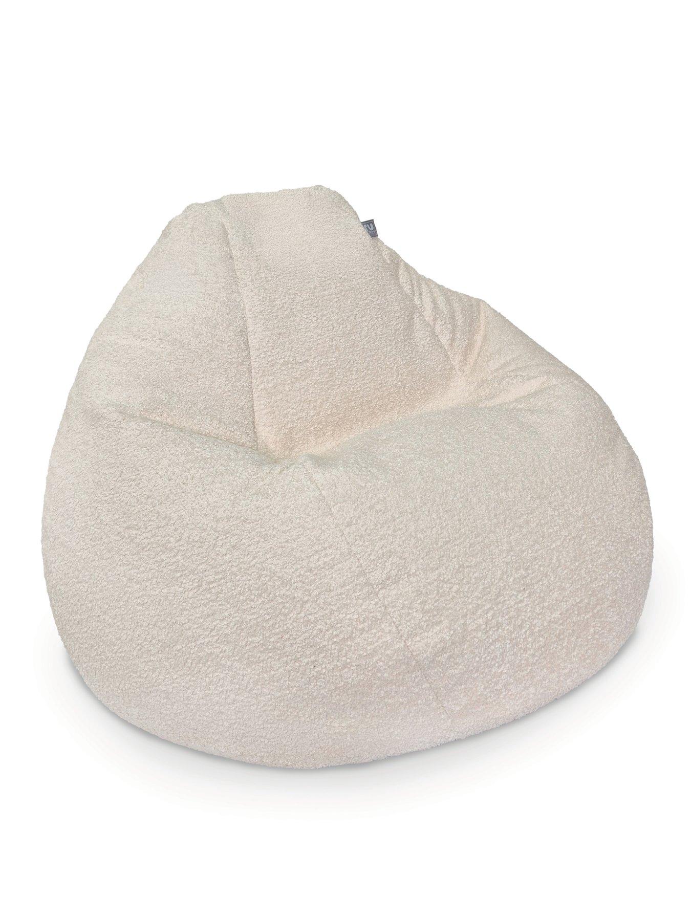 Image 3 of 7 of rucomfy Boucle Slouchbag