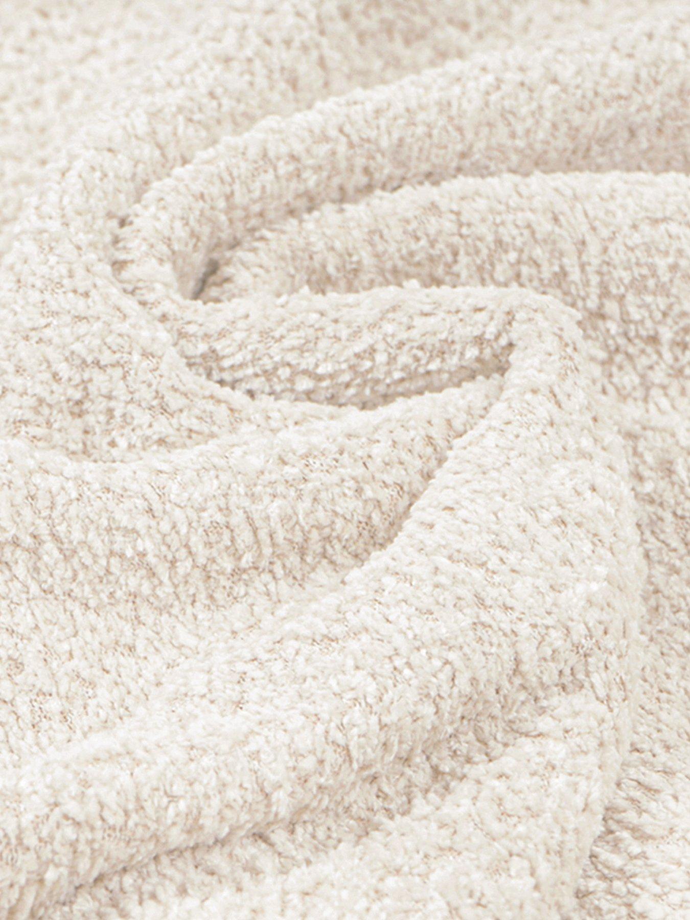 Image 6 of 7 of rucomfy Boucle Slouchbag