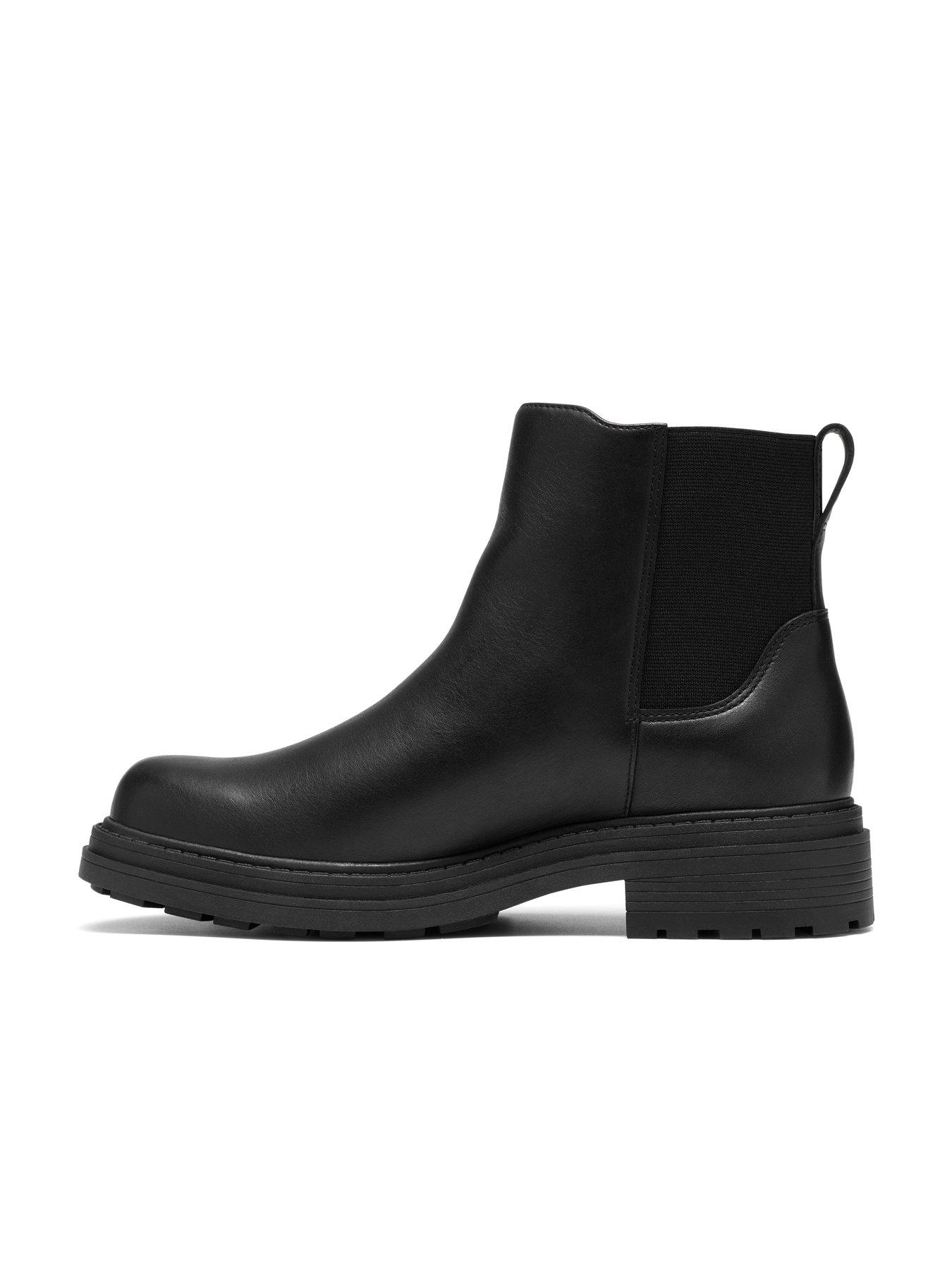 Image 6 of 6 of Clarks Orinoco3 Zipwp Boot - Black
