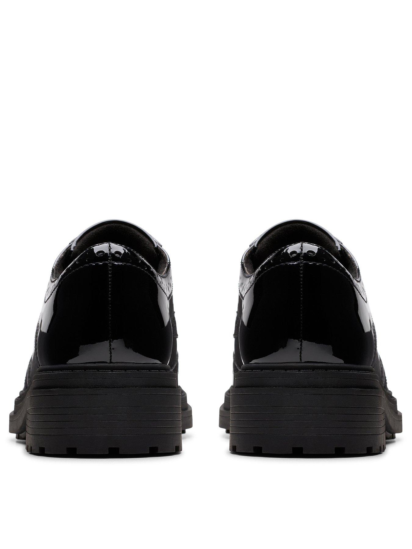 Image 3 of 6 of Clarks Wide Fit Orinoco3 Derby - Black