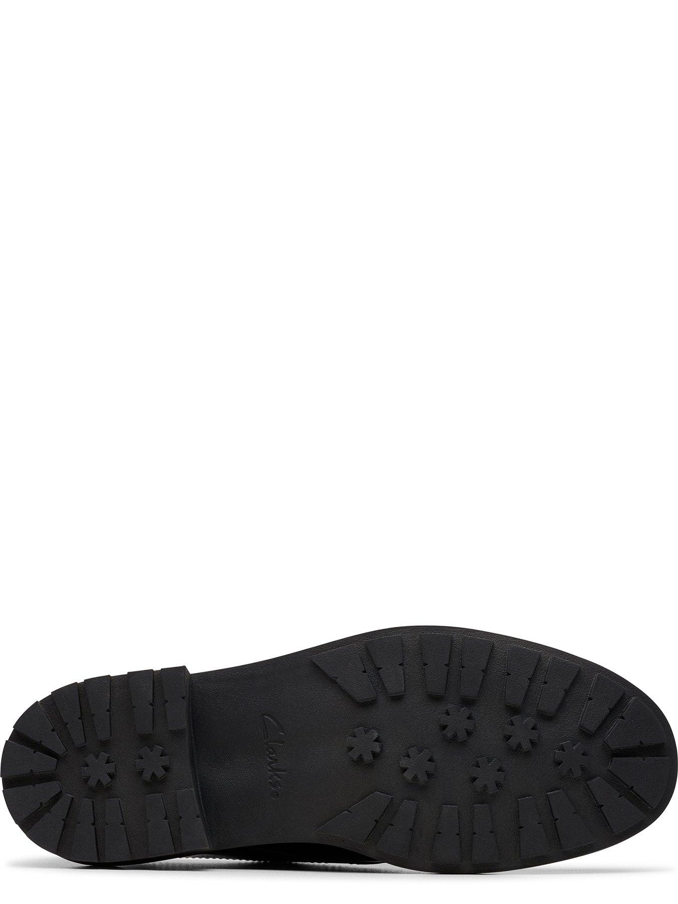 Image 5 of 6 of Clarks Wide Fit Orinoco3 Derby - Black