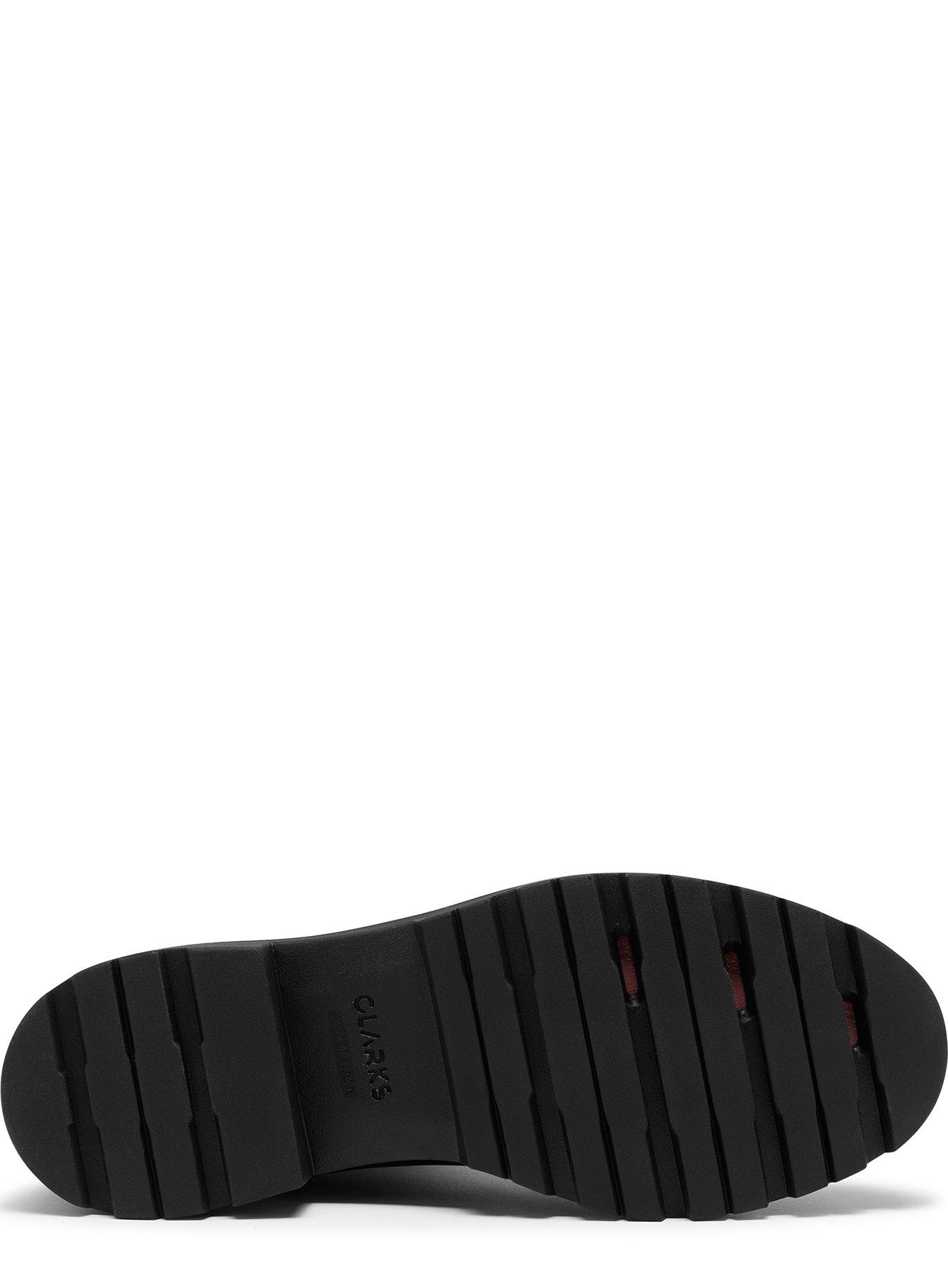 Image 5 of 6 of Clarks Code L Bay Mid Boot - Black