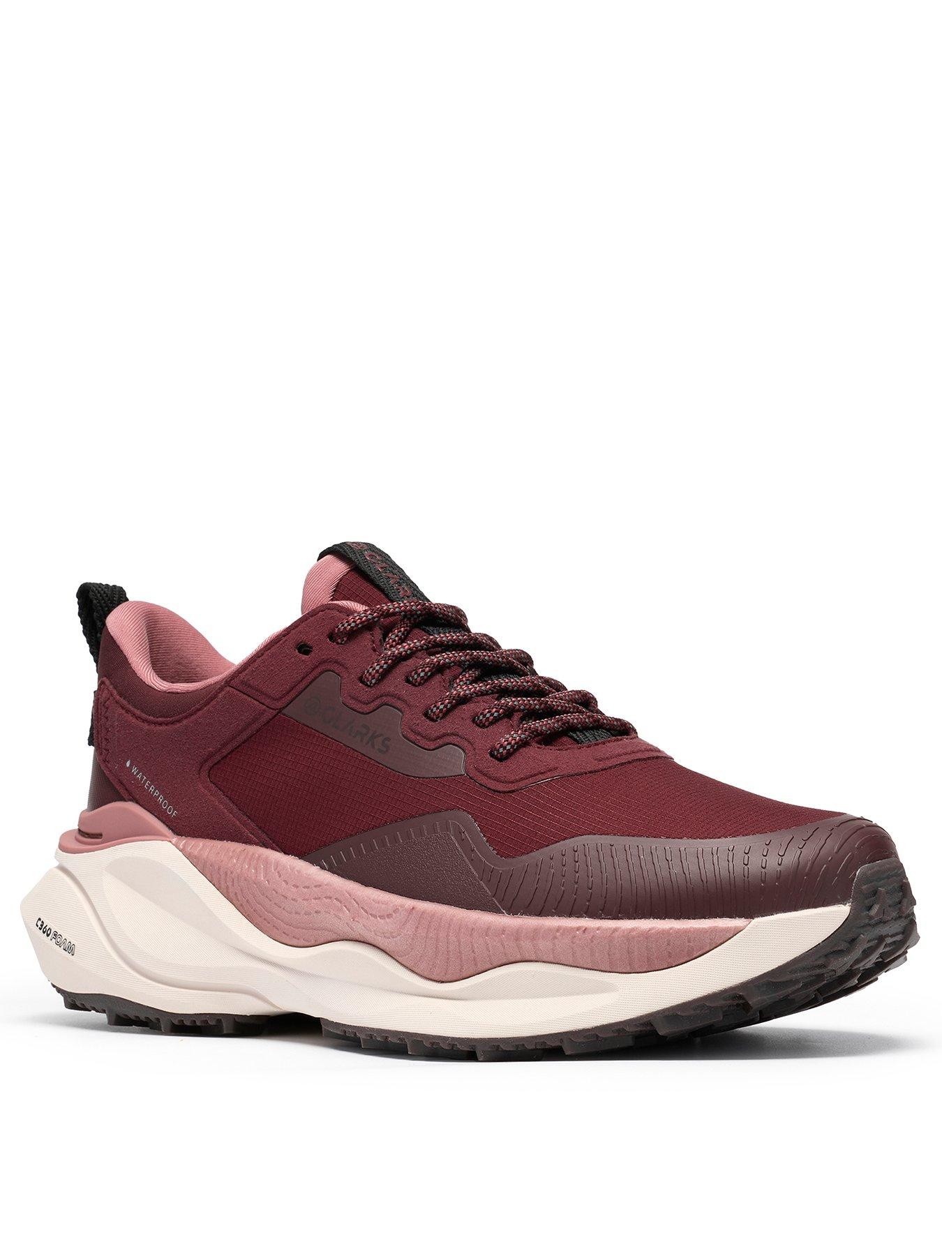 Image 2 of 6 of Clarks Pacetrailgowp Burgundy Trainer