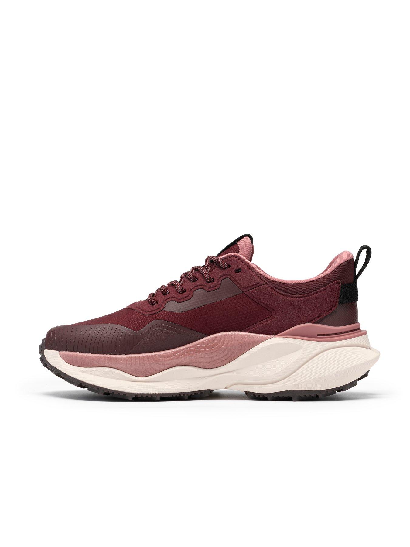 Image 6 of 6 of Clarks Pacetrailgowp Burgundy Trainer