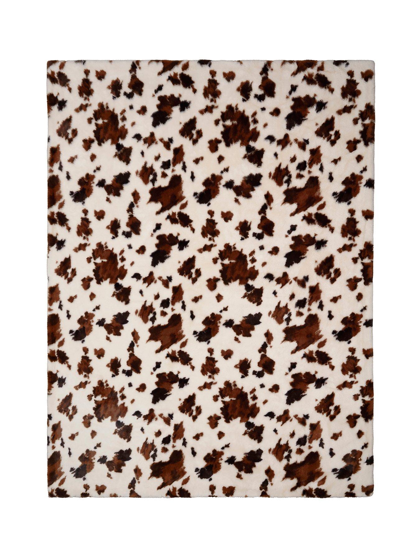 Image 3 of 5 of Fusion Cow Print Faux Fur Bedspread In Natural