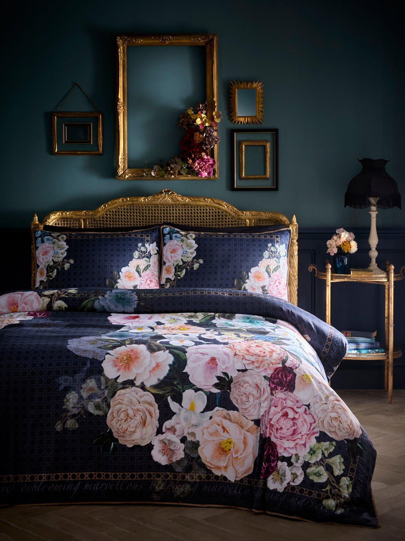 Laurence Llewelyn-Bowen Bouquet List Navy Duvet Cover Set King – Floral Piping Trim Bedding – Breathable Cotton – Includes 1 Duvet Cover (220 x 230cm) & 2 Pillowcases – Navy Floral Bedroom Set - Image 5