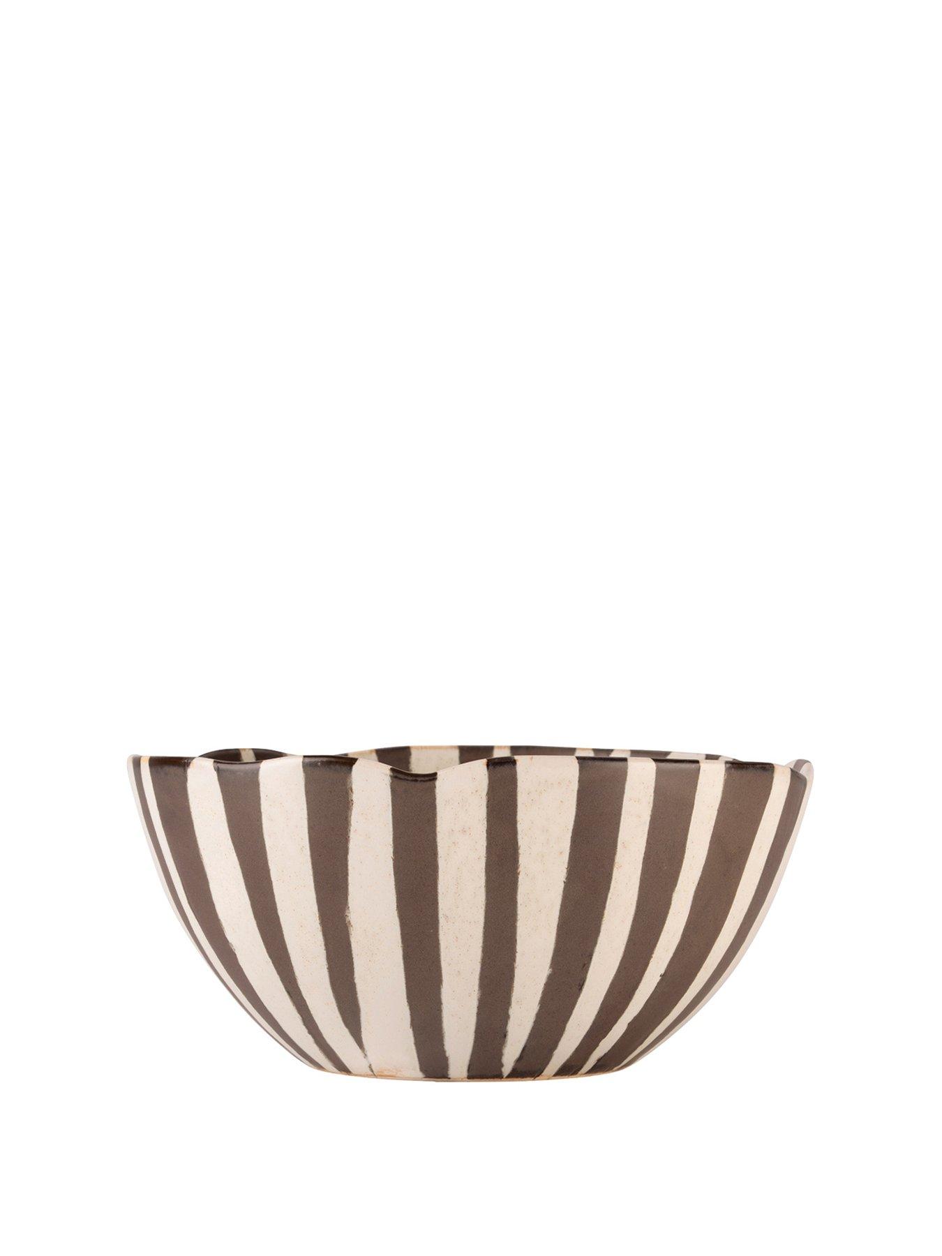 Image 2 of 4 of Made Made Travellers Rest Serving Bowl