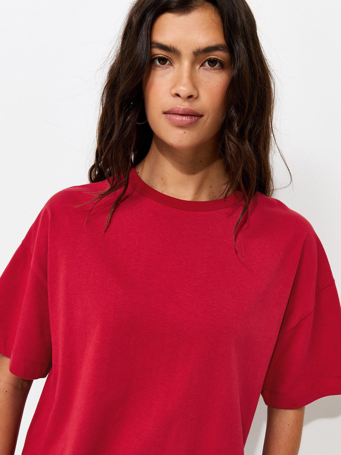 Image 4 of 5 of New Look Cotton Oversized Boxy T-Shirt - Red