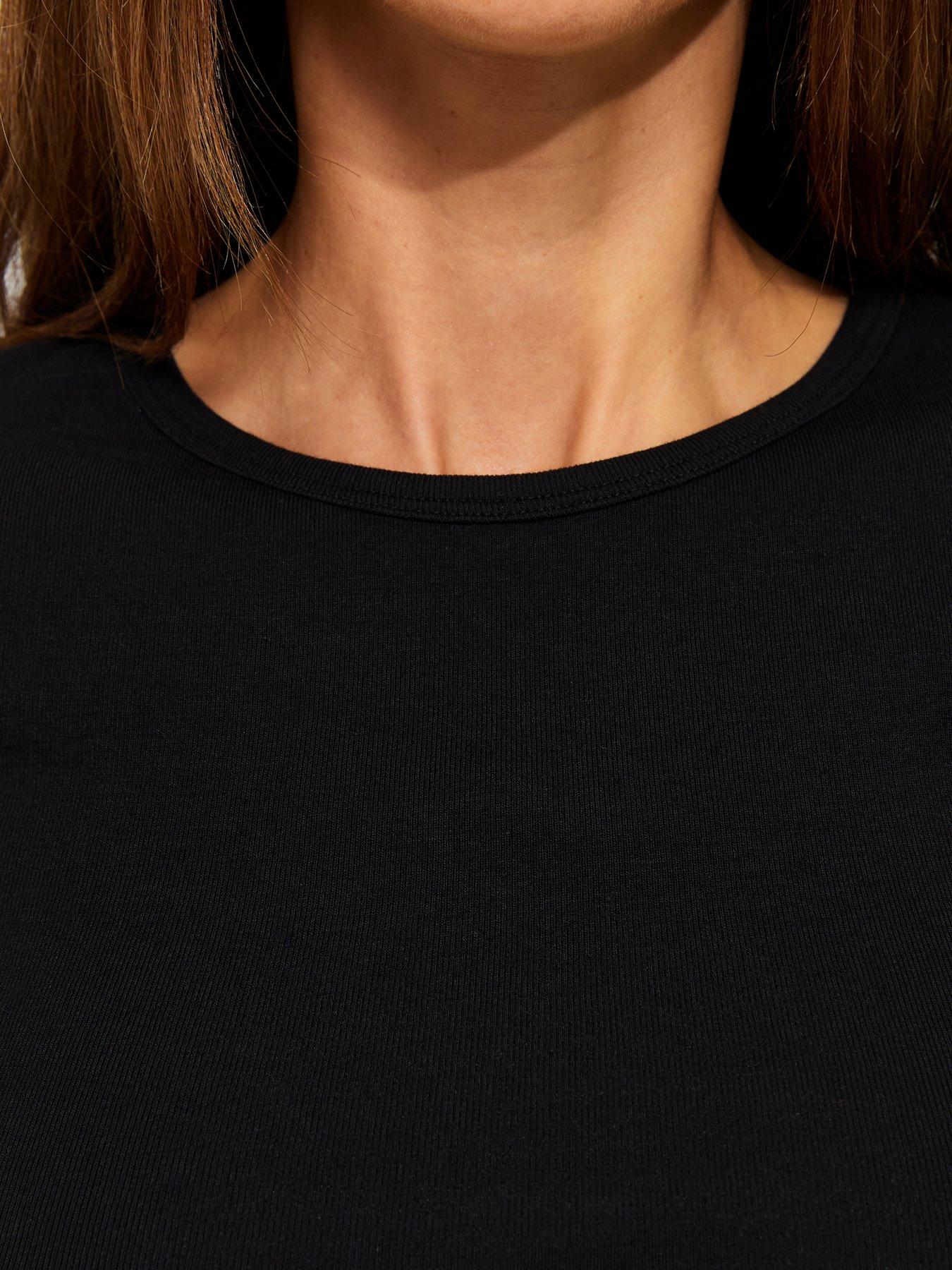 Image 5 of 5 of New Look Cotton Rich Ruched Side Baby Tee T-Shirt - Black