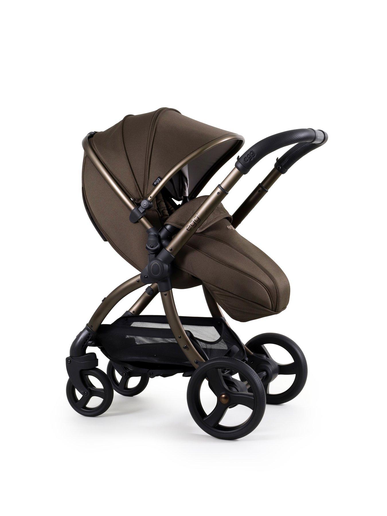 Image 3 of 6 of Egg egg3 Luxury Bundle with 360 egg shell Car Seat &amp; base - Chocolate Velvet