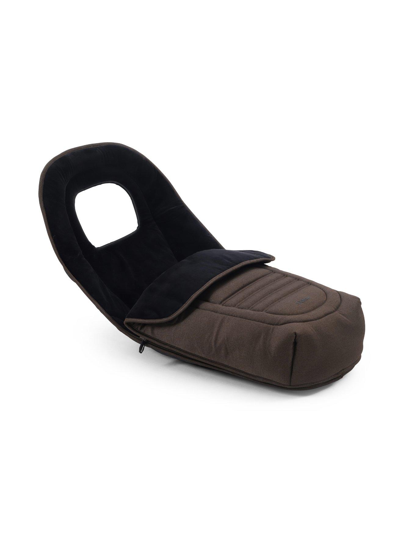 Image 6 of 6 of Oyster 4 Luxury Pushchair 360 Bundle - Chocolate Velvet
