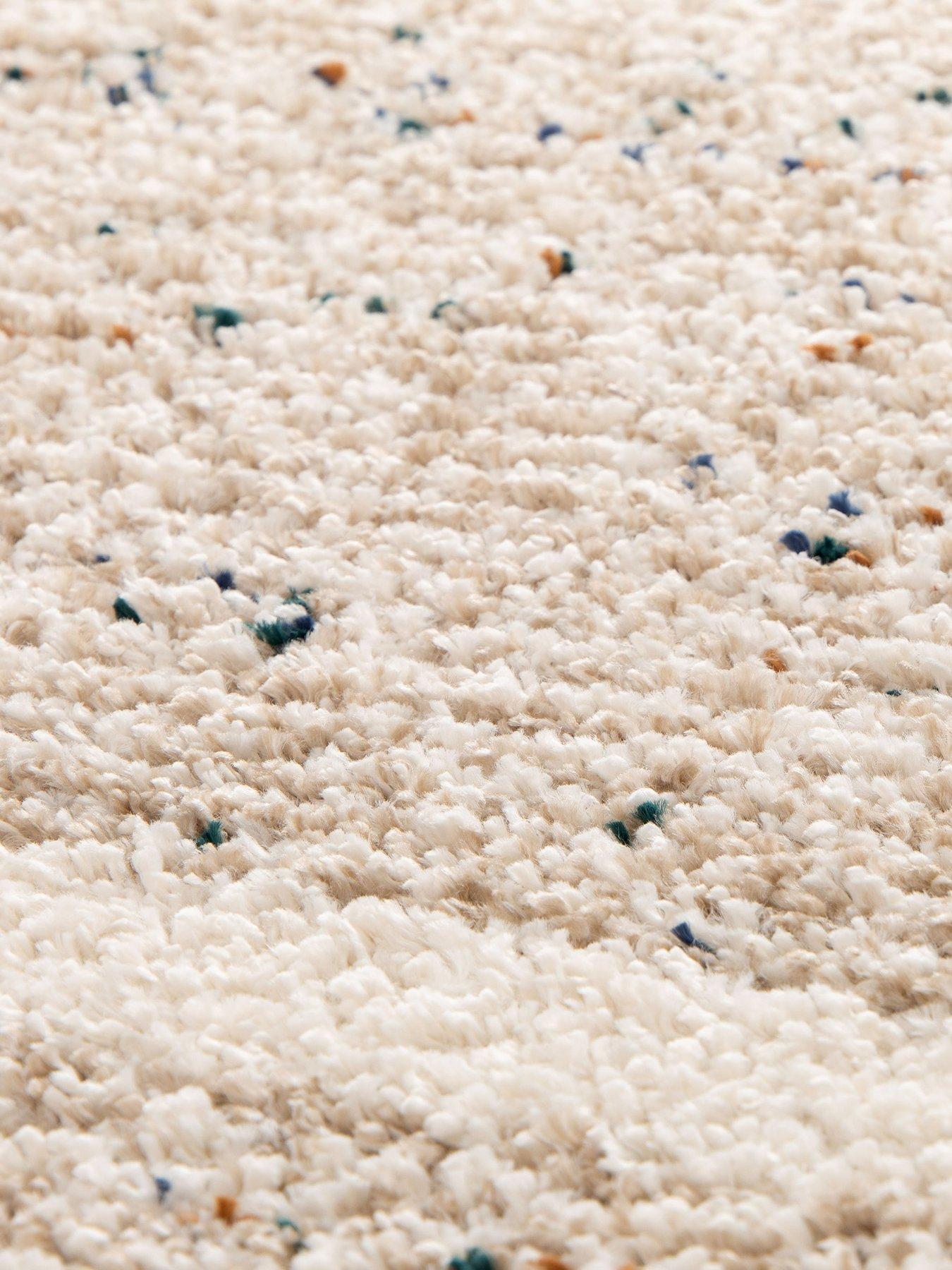 Image 3 of 4 of The Very Collection Atlas Border Rug