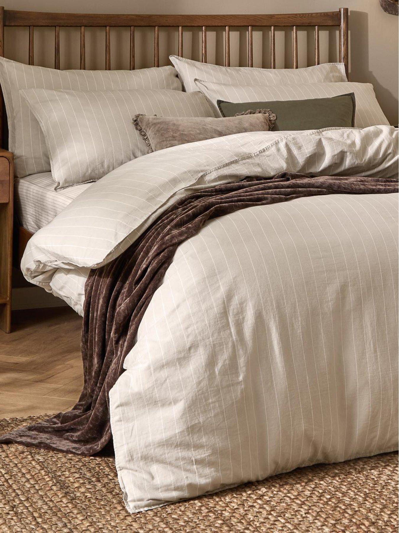 Image 4 of 4 of Yard Linear Stripe Duvet Set Natural