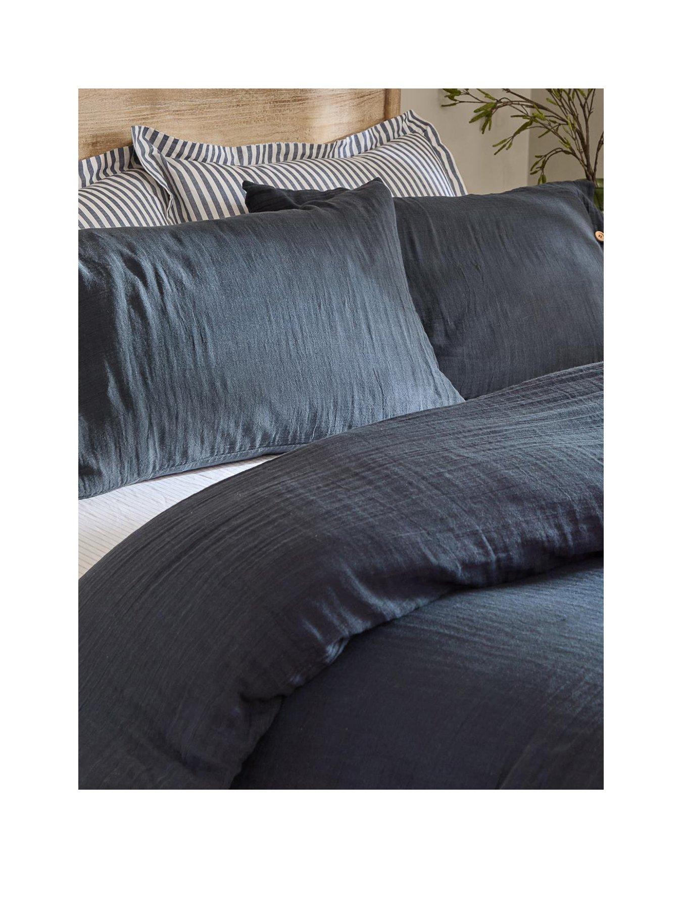 Image 2 of 4 of Yard Lark Single Duvet Set Navy
