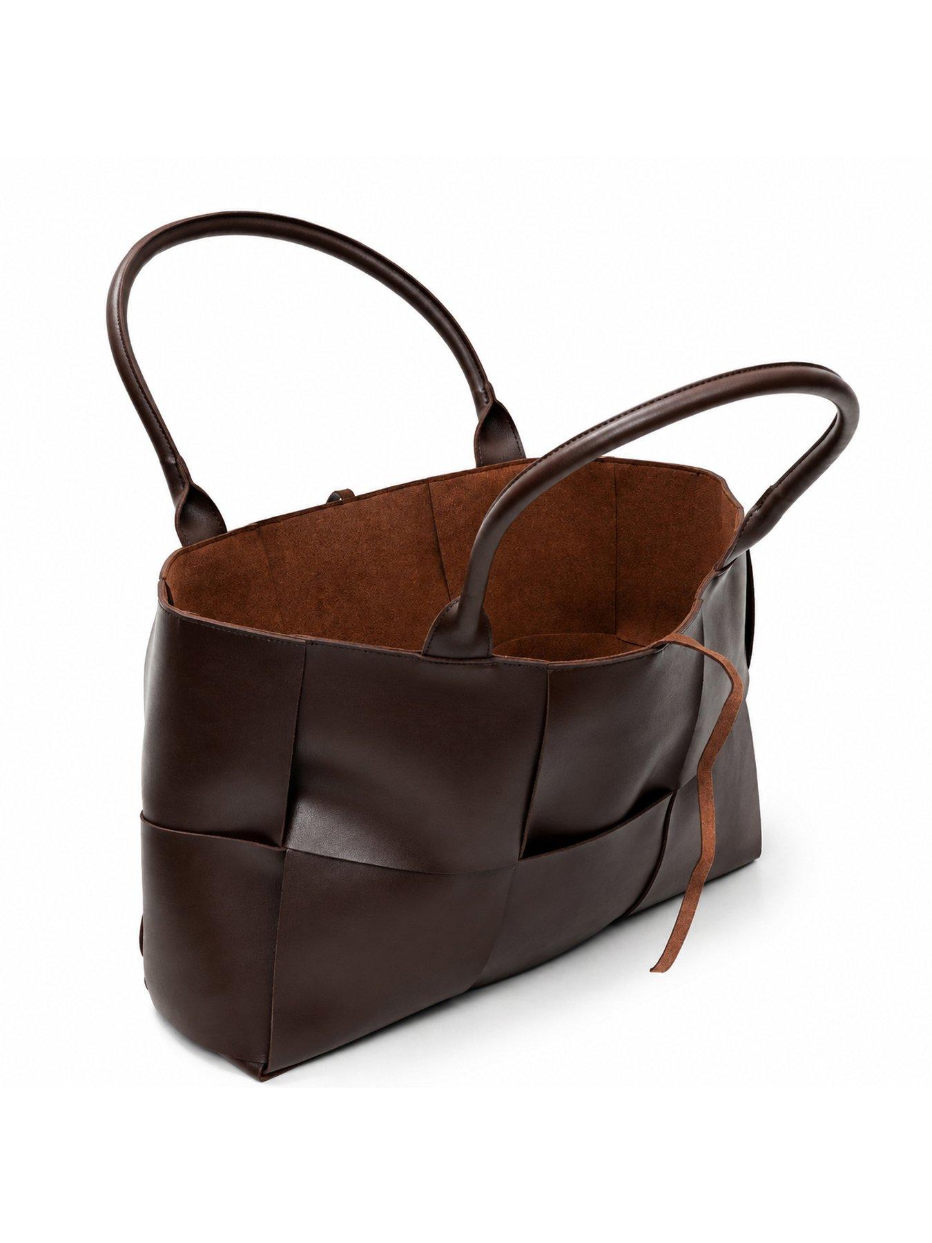 Image 4 of 4 of Glamorous Womens Oversized Woven Tote Bag - Brown