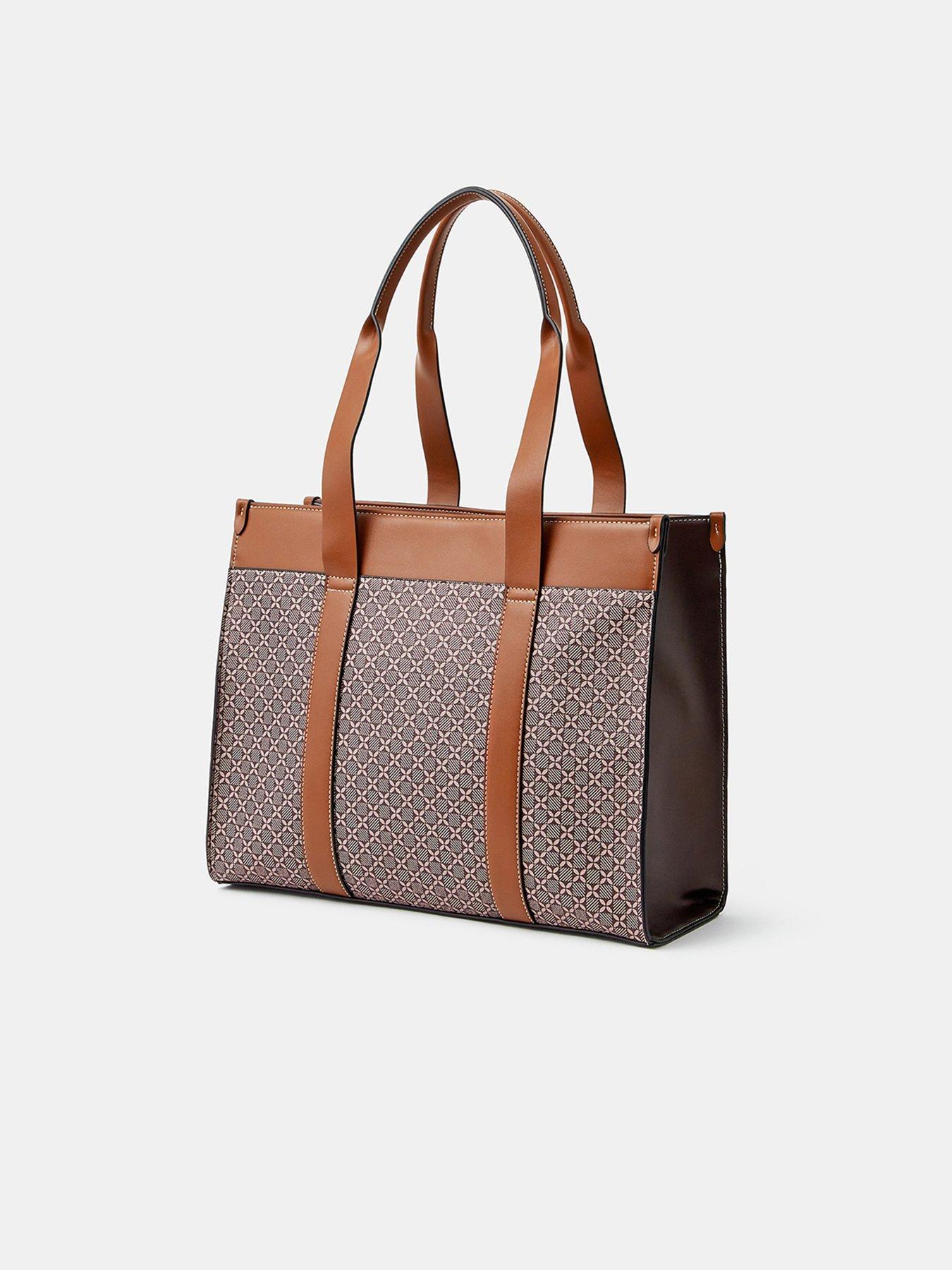 Image 3 of 5 of Accessorize Monogram Shoulder Tote Bag - Multi