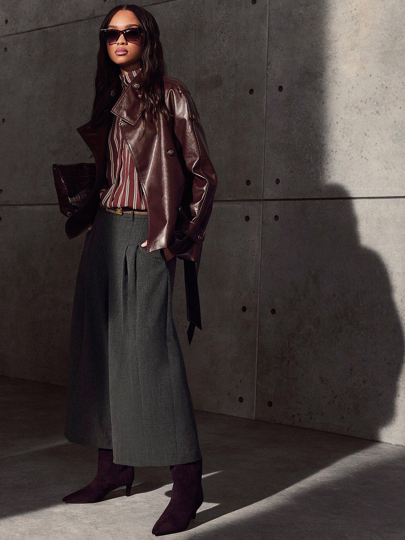 Image 5 of 5 of New Look Dark Grey Front Pleat Culottes