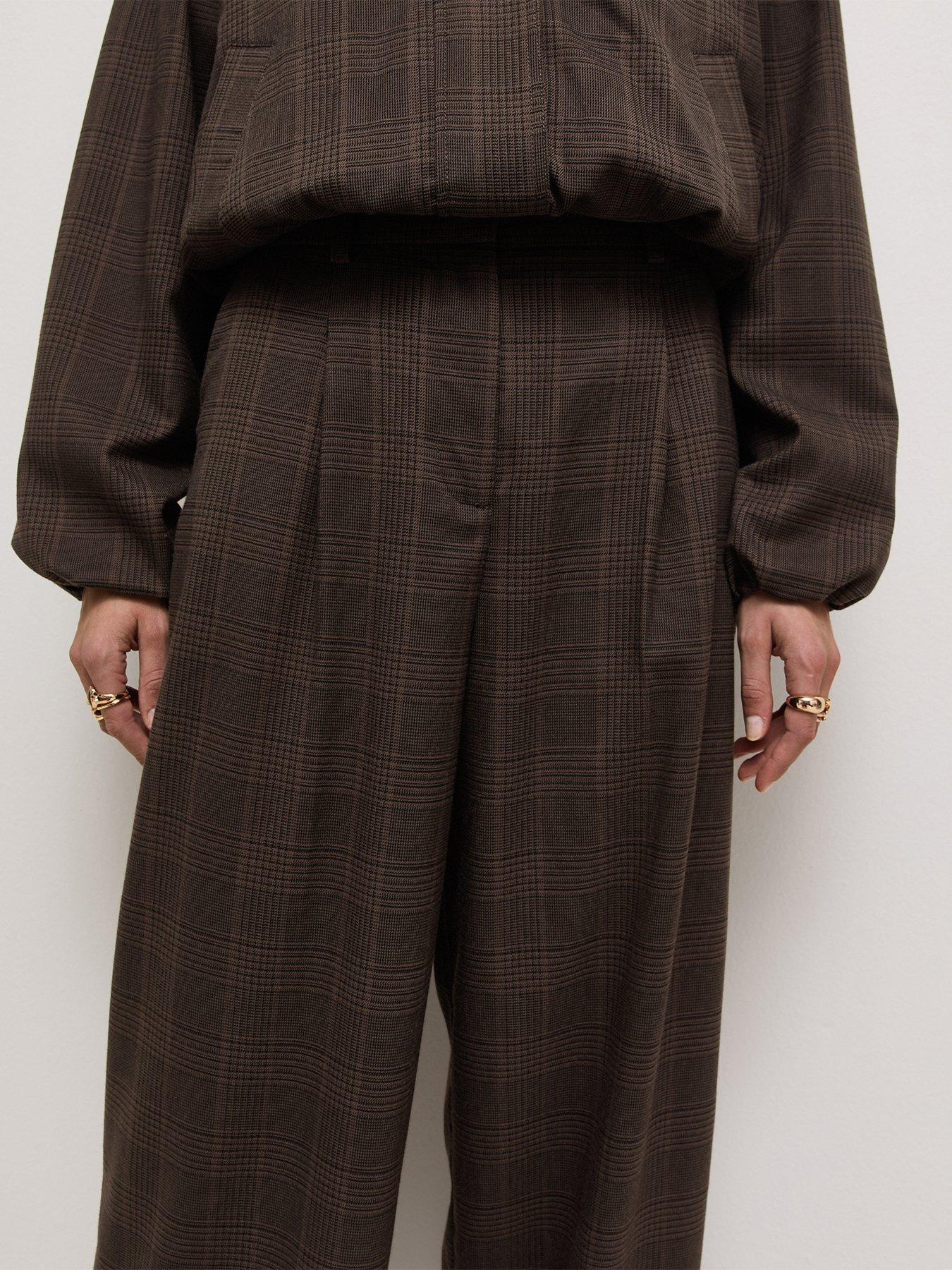 Image 5 of 6 of New Look Womens Wide Leg Mid Rise Pleated Trousers - Brown