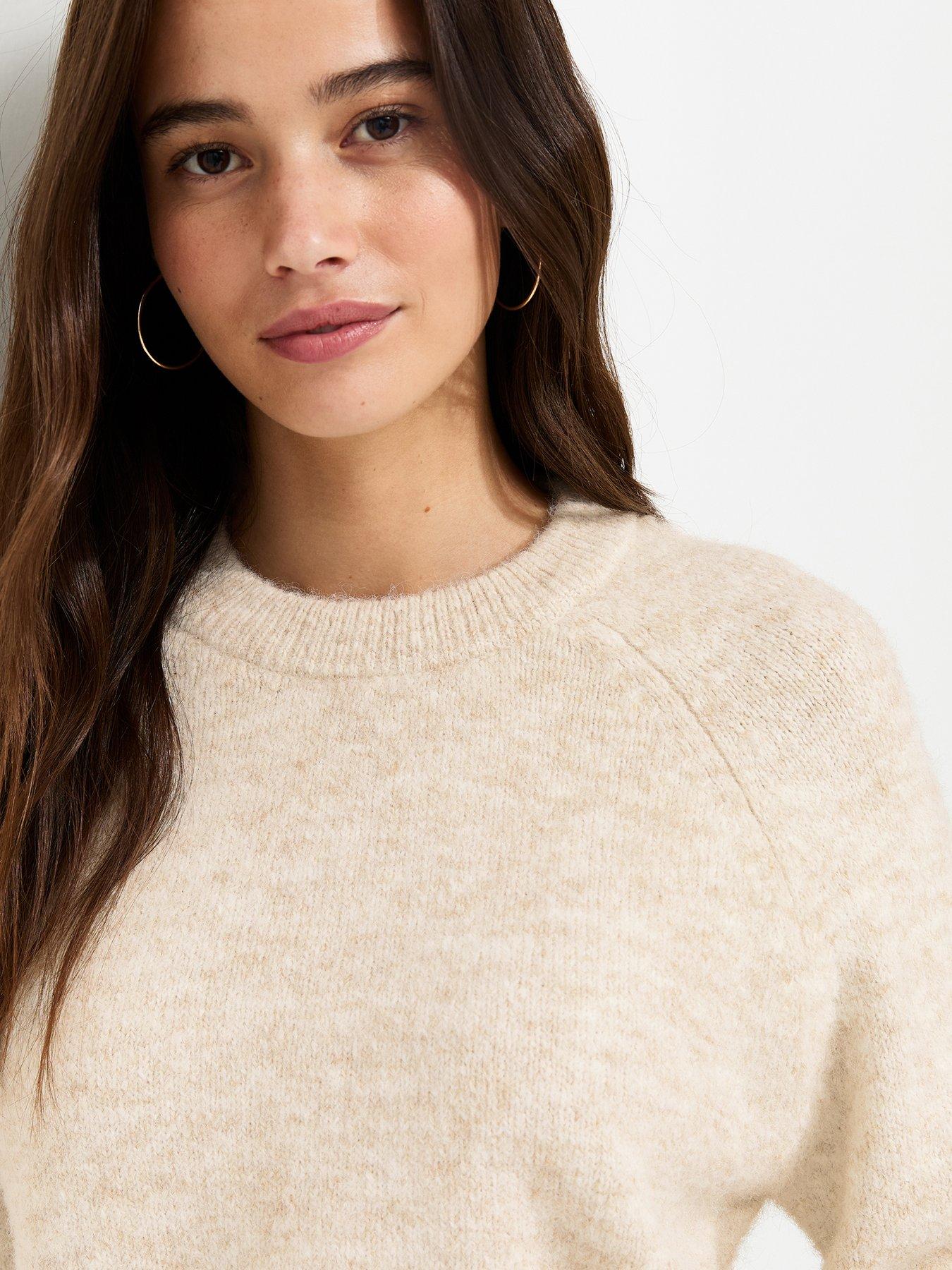 Image 4 of 5 of New Look Raglan Sleeve Knitted Jumper - Cream