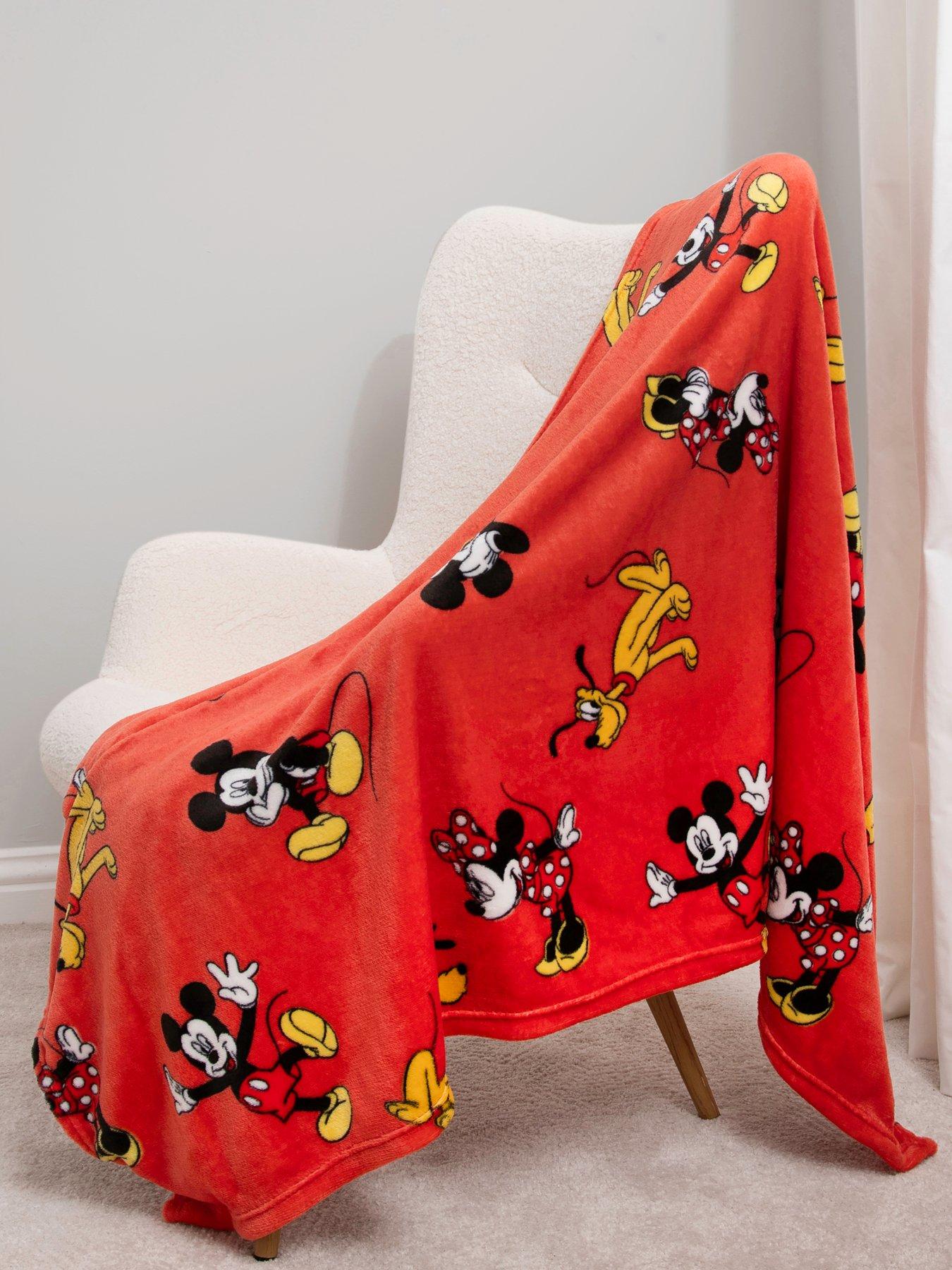 Image 2 of 6 of Mickey Mouse Disney Mickey And Minnie Ditsy Rotary Fleece Blanket