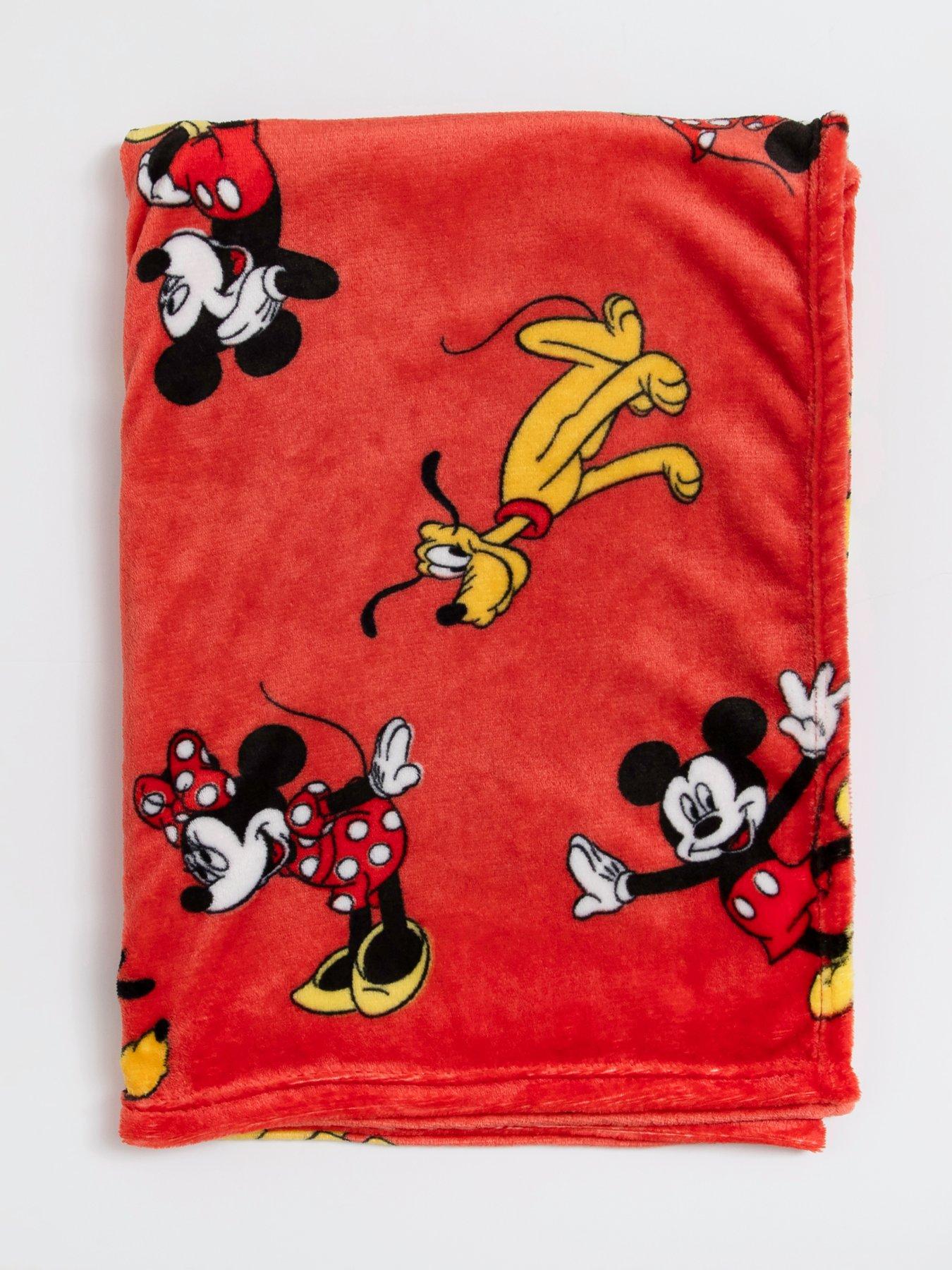 Image 3 of 6 of Mickey Mouse Disney Mickey And Minnie Ditsy Rotary Fleece Blanket