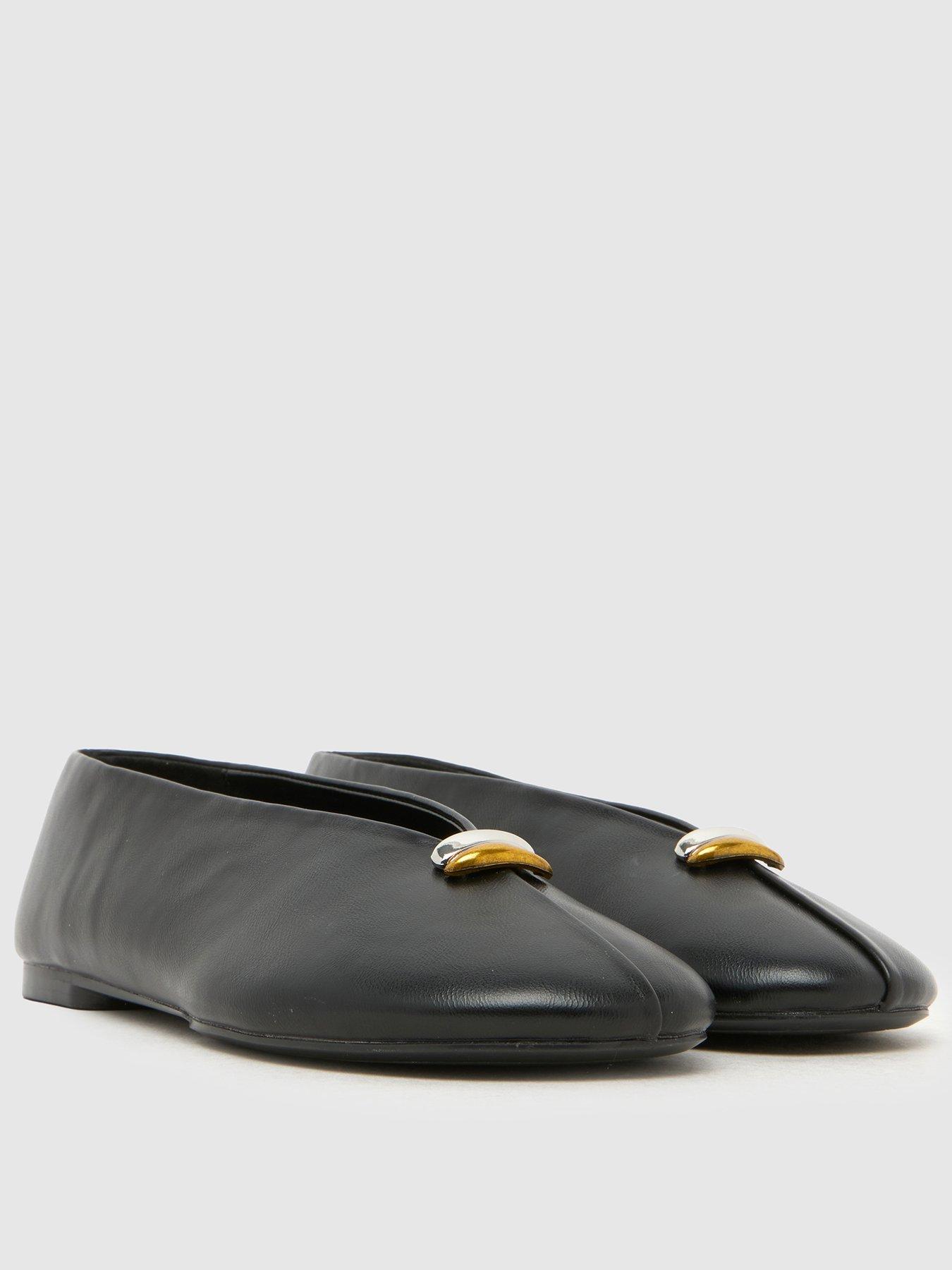 Schuh Latte Round Toe Ballet Flats - Black
