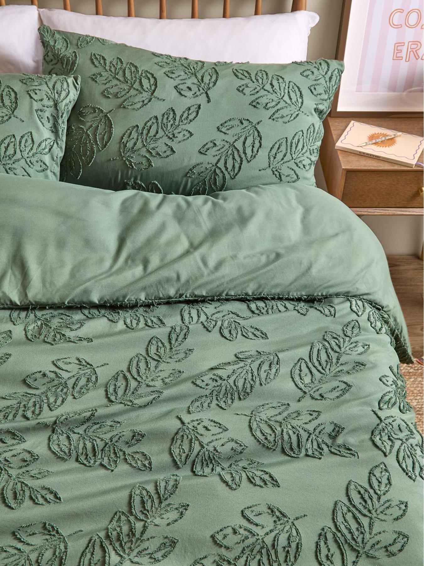 Duvet Day Seville Leaf Soft Tufted Duvet Set Green
