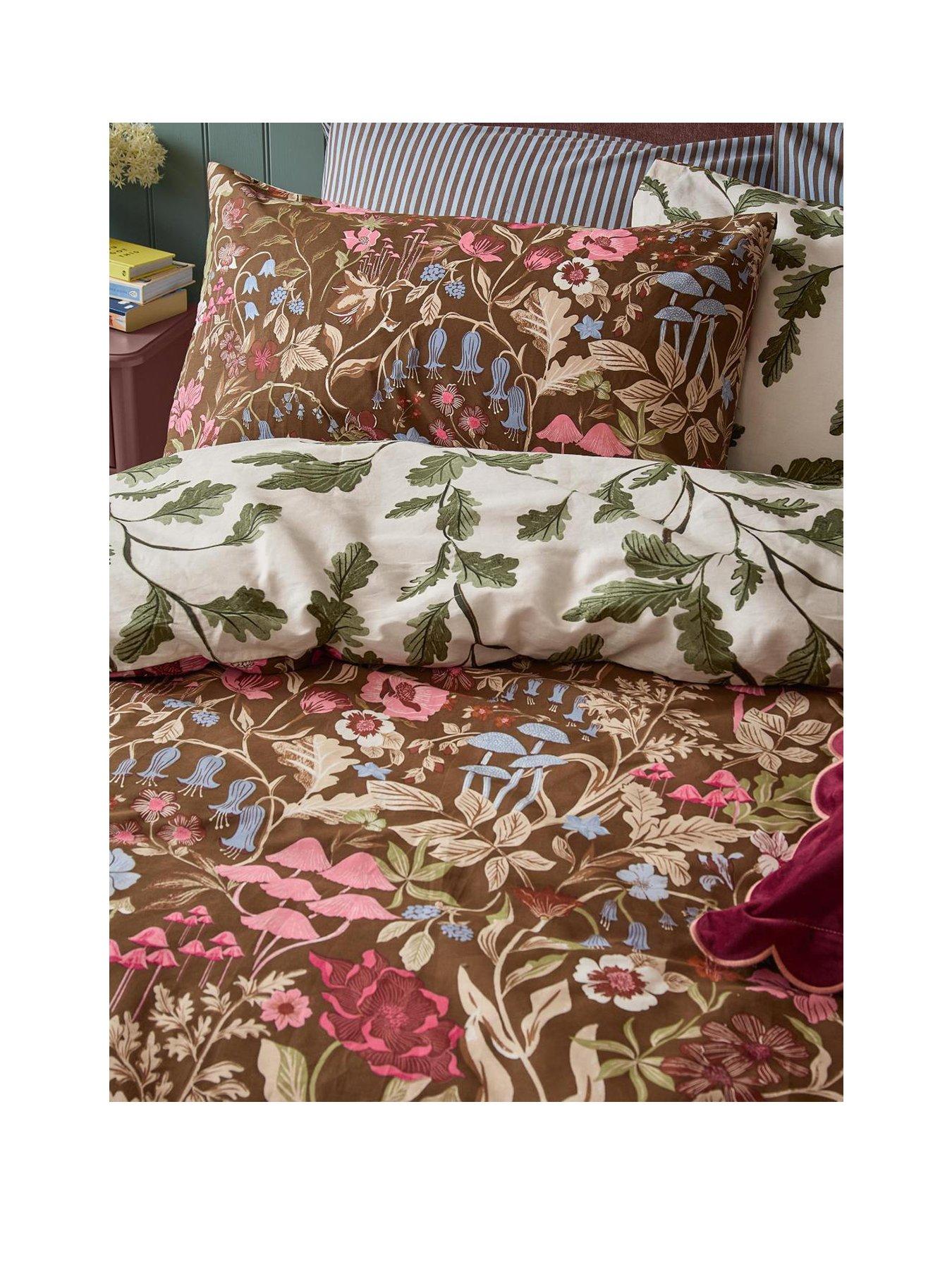 Image 2 of 4 of Furn Forest Bloom Duvet Set Chocolate