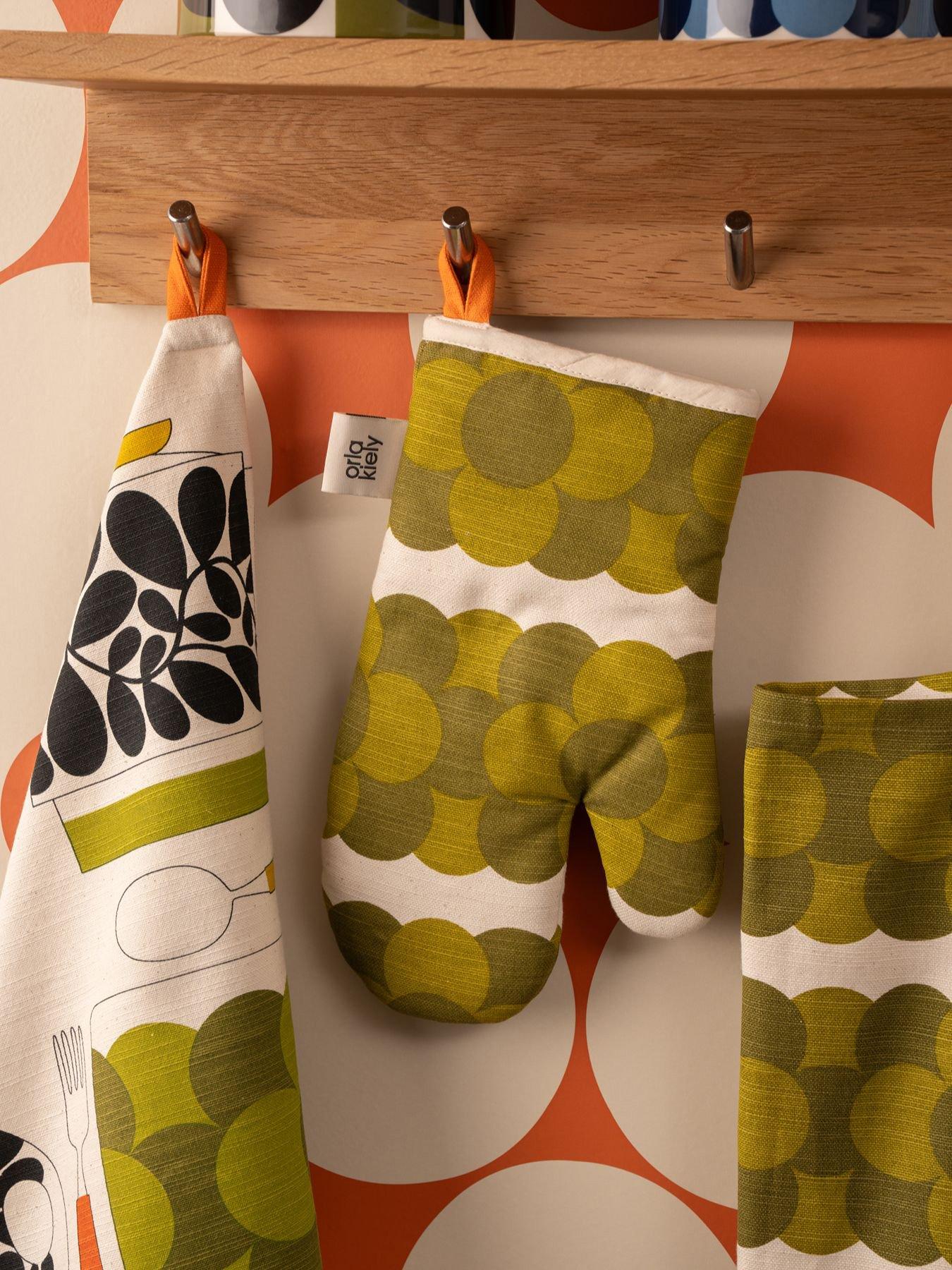 Image 1 of 2 of Orla Kiely Ok Retro Stripe Oven Mitt Green