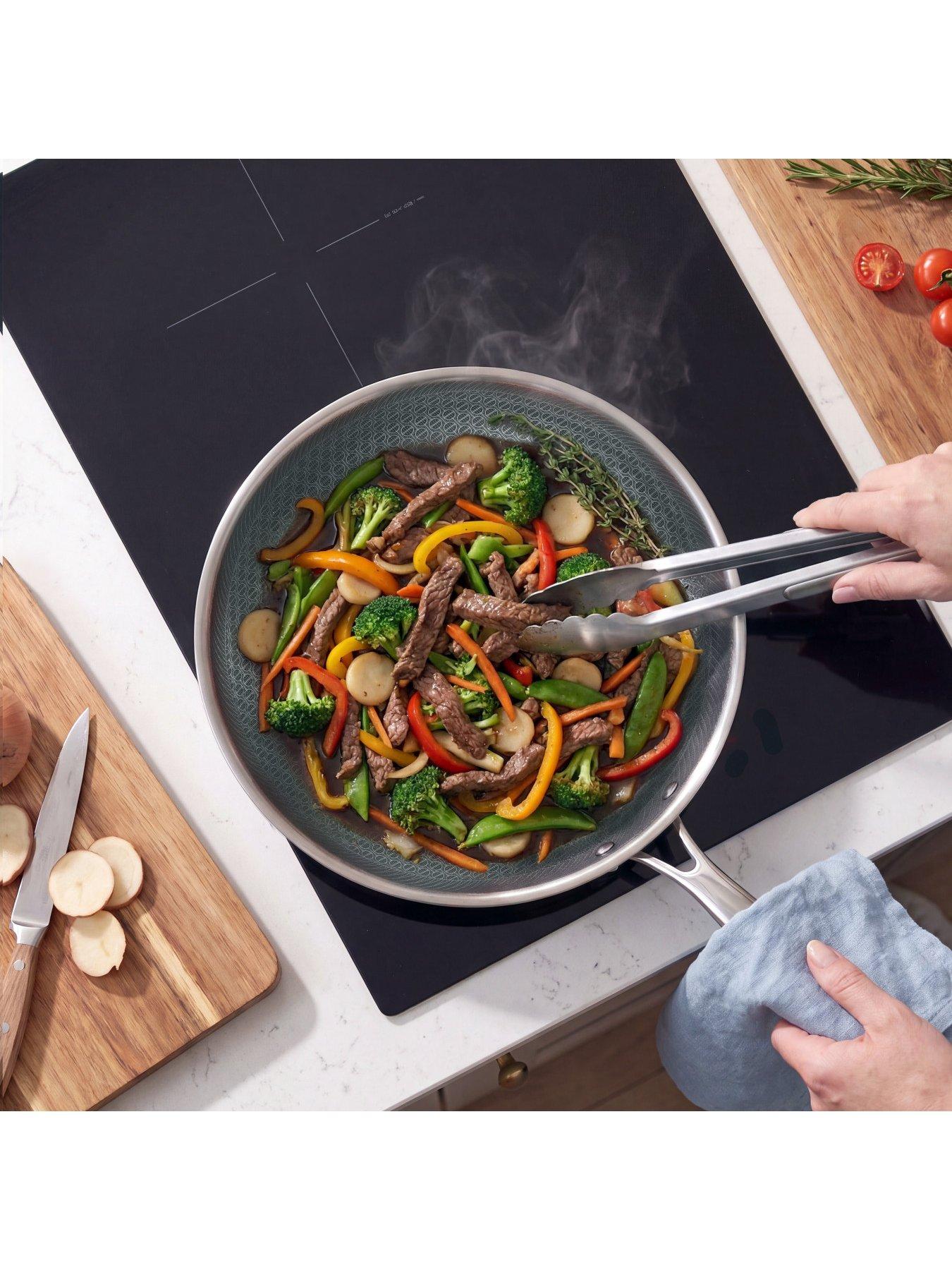 Image 4 of 5 of Salter Expert Triply 28cm Stirfry