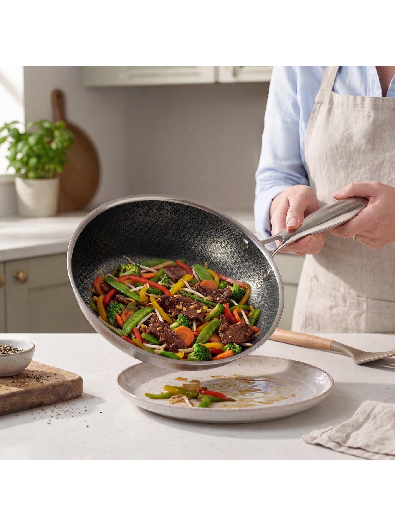 Image 5 of 5 of Salter Expert Triply 28cm Stirfry
